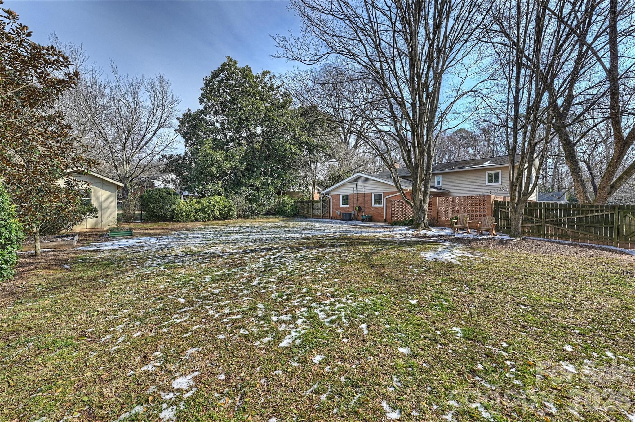 3808 Flowerfield Road