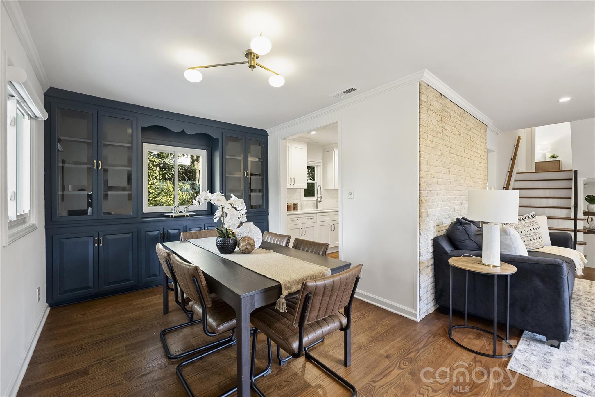 3808 Flowerfield Road