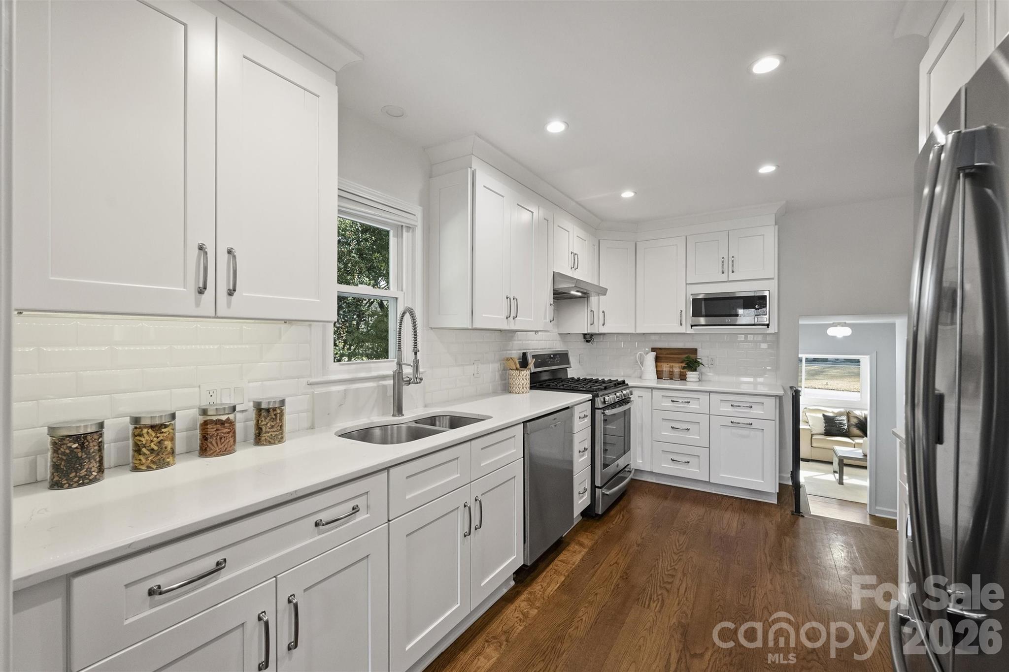 3808 Flowerfield Road