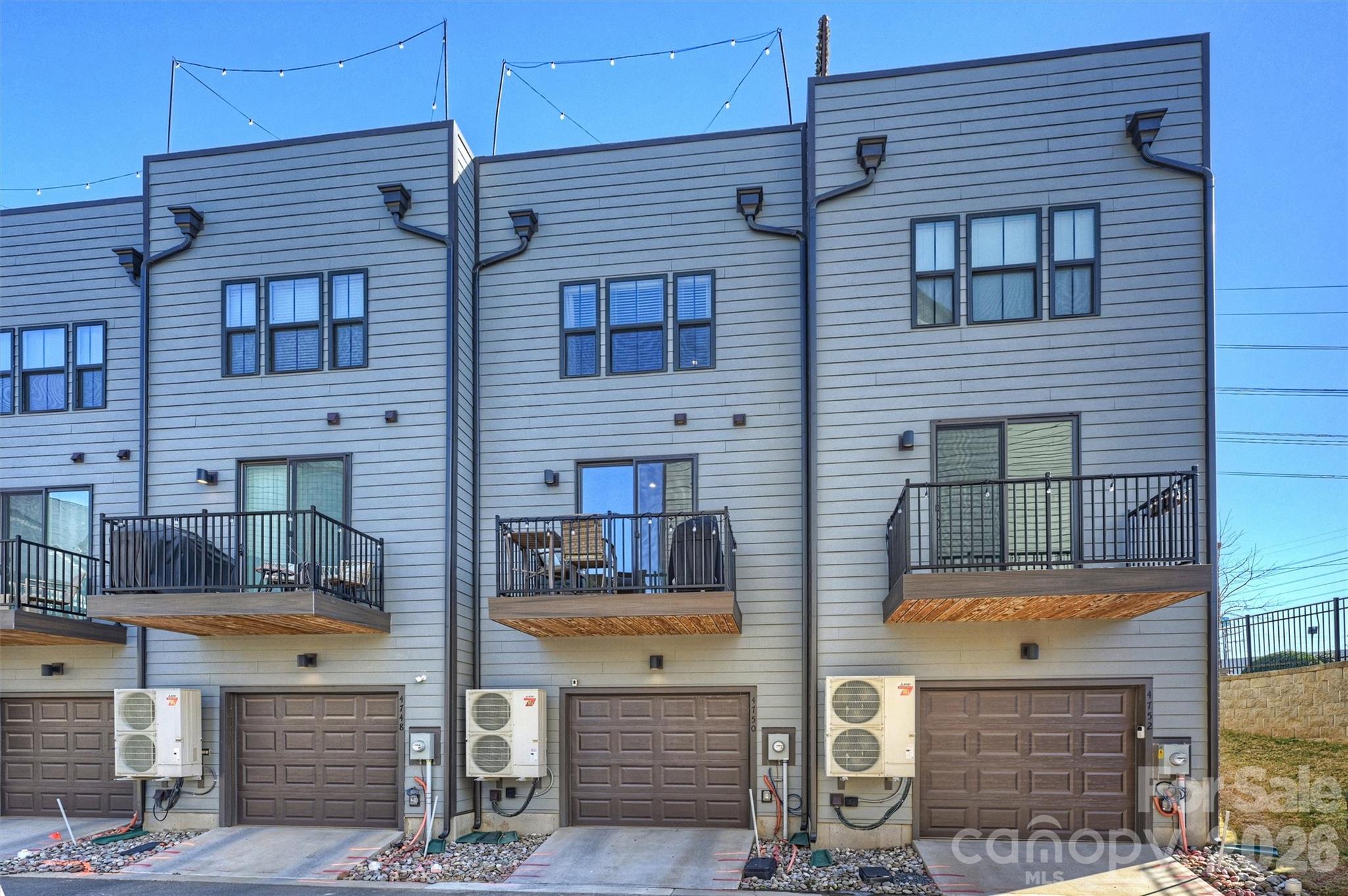 4750 Chastain Avenue