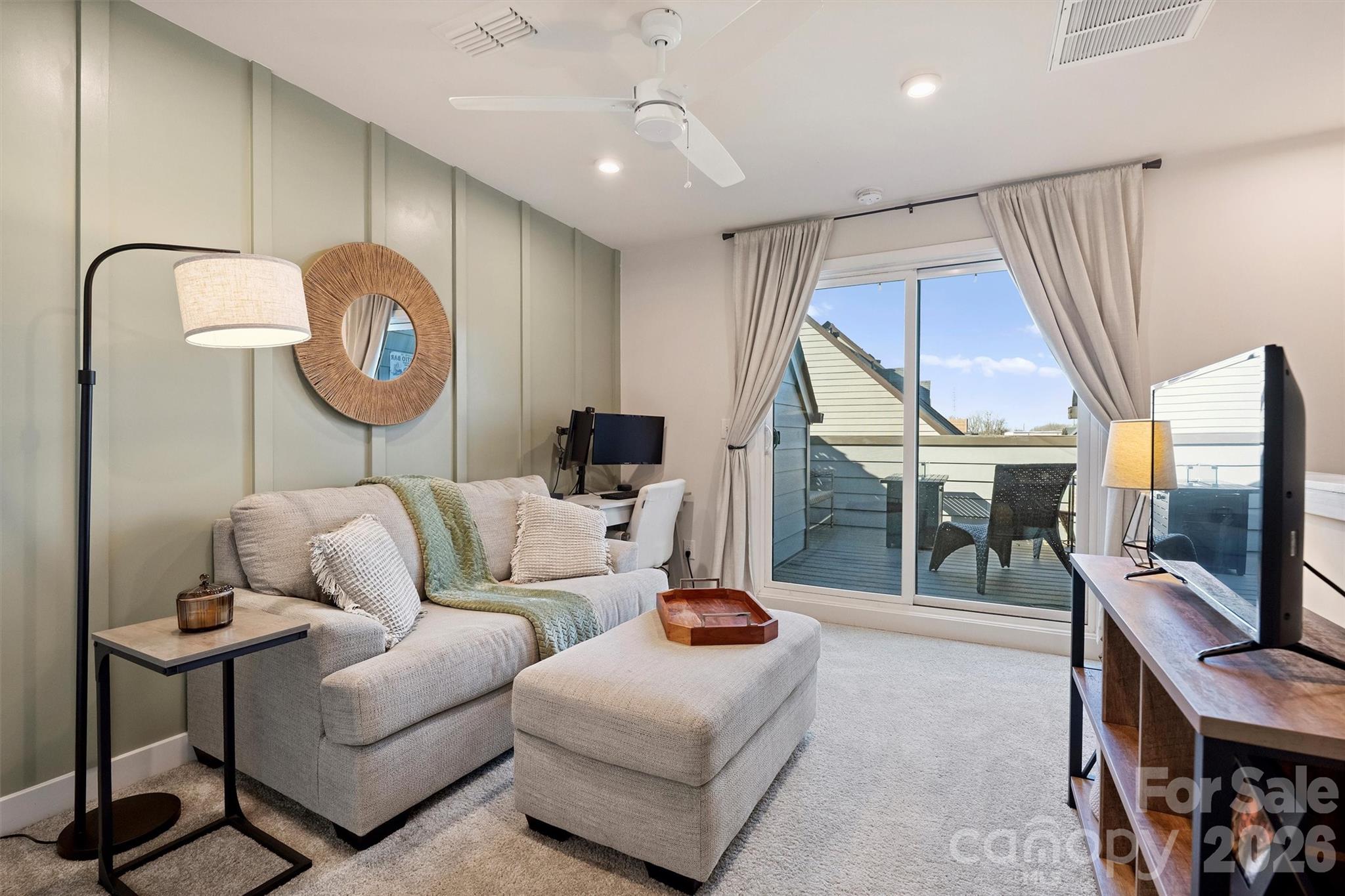 4750 Chastain Avenue