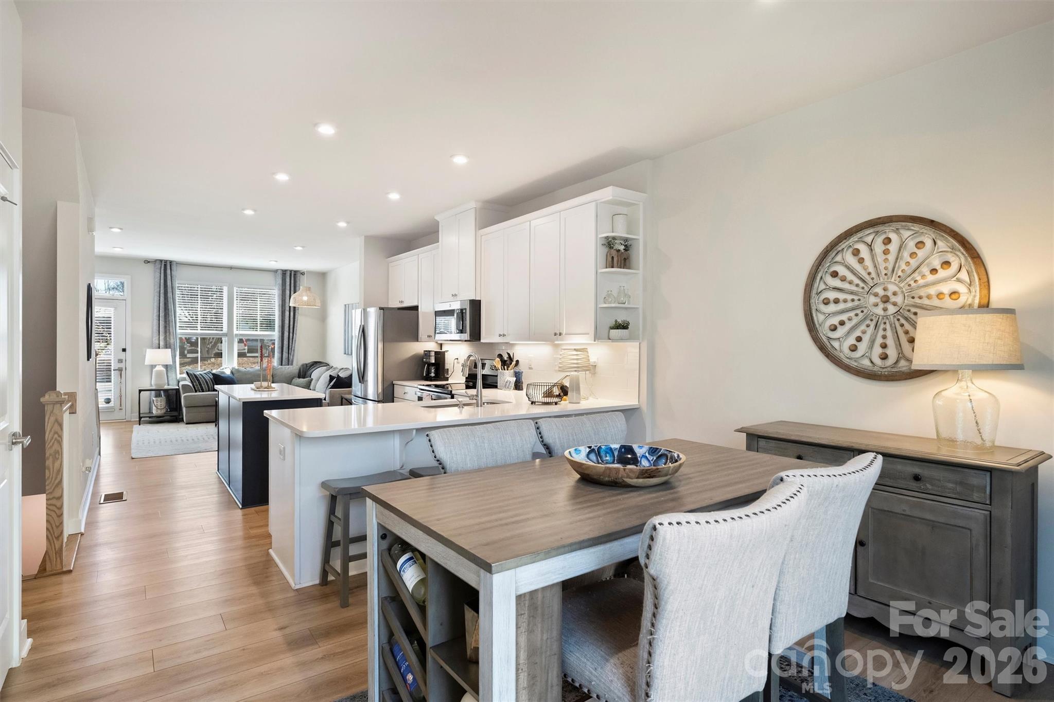 4750 Chastain Avenue