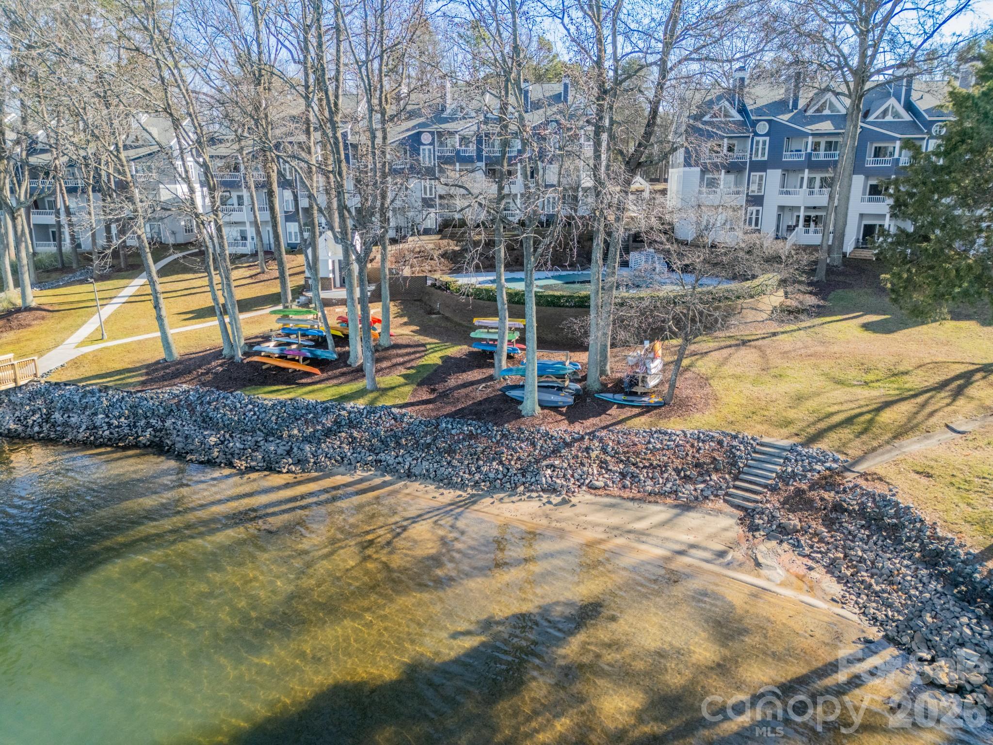 306 Northwest Drive