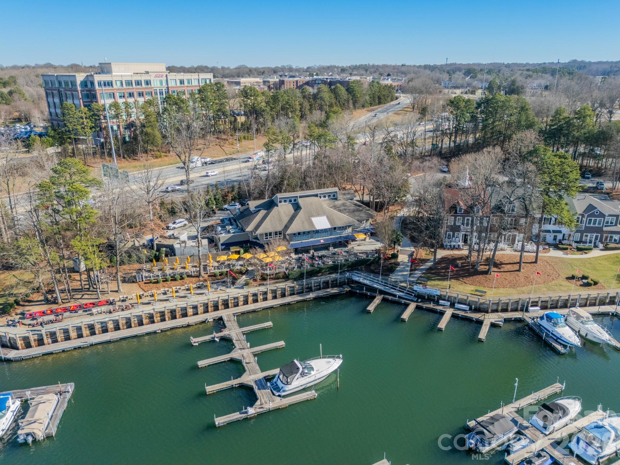 306 Northwest Drive