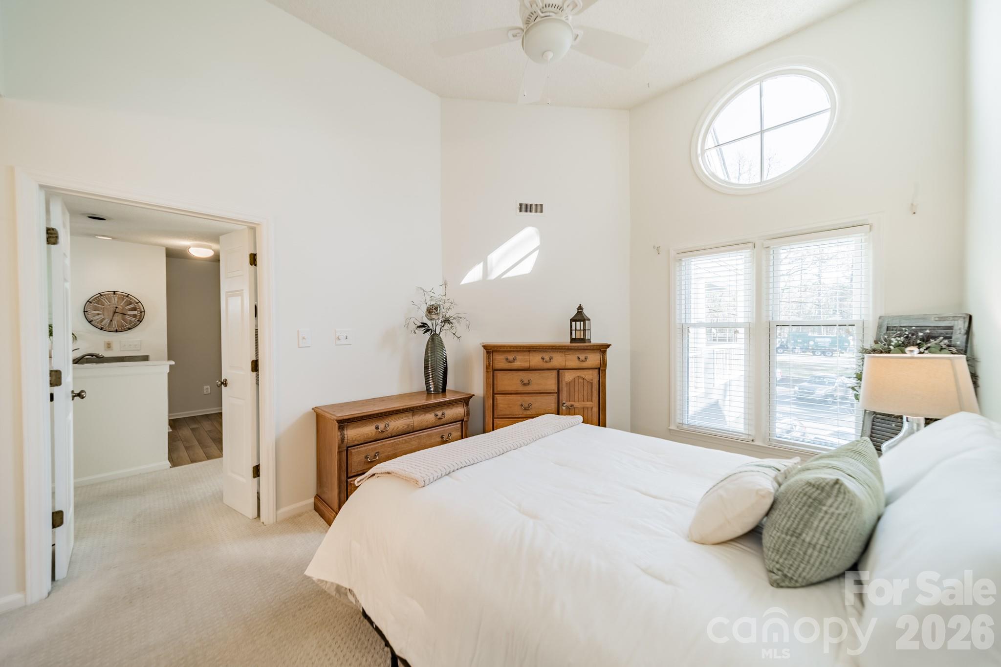 306 Northwest Drive