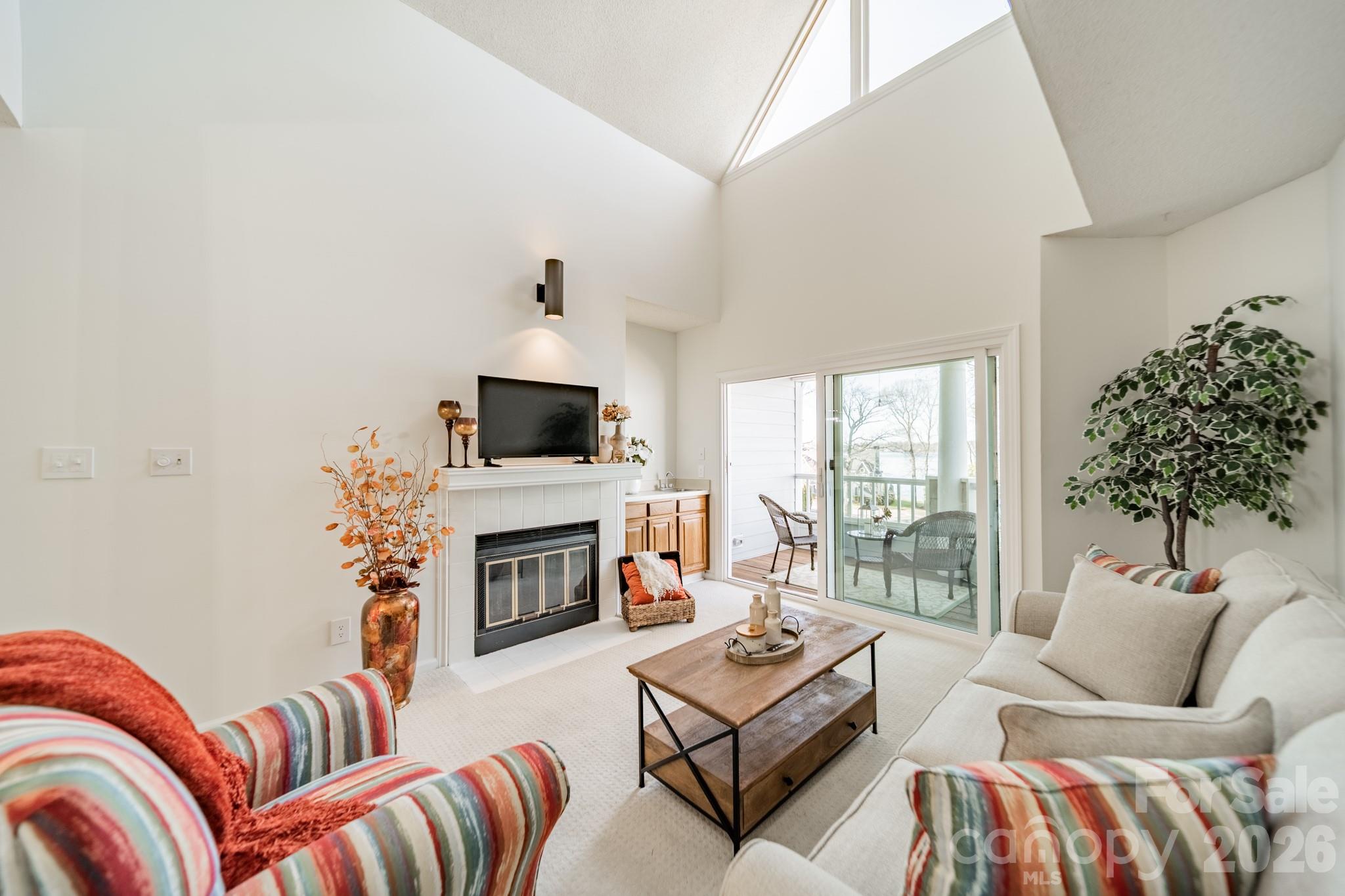 306 Northwest Drive