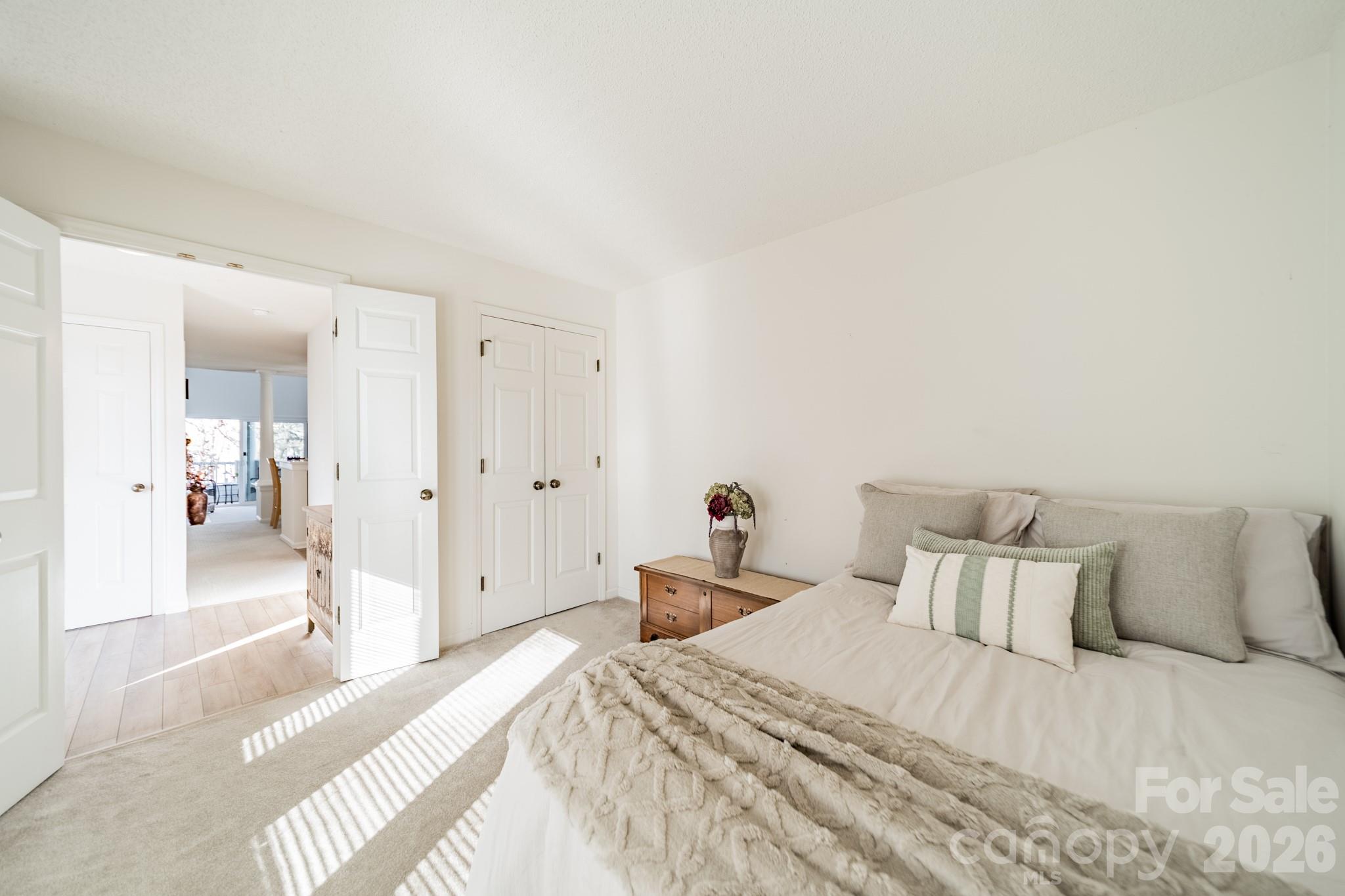 306 Northwest Drive
