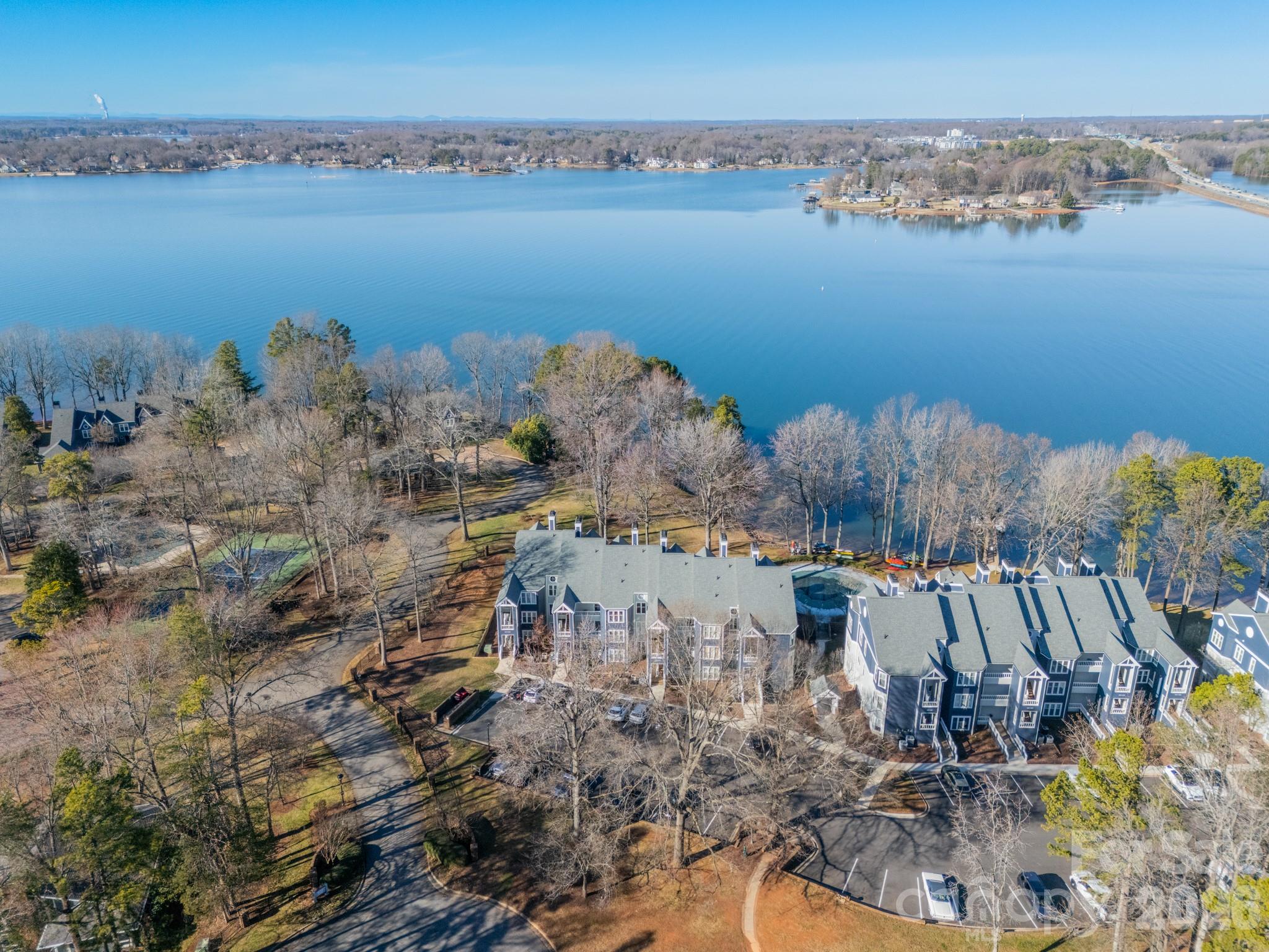 306 Northwest Drive