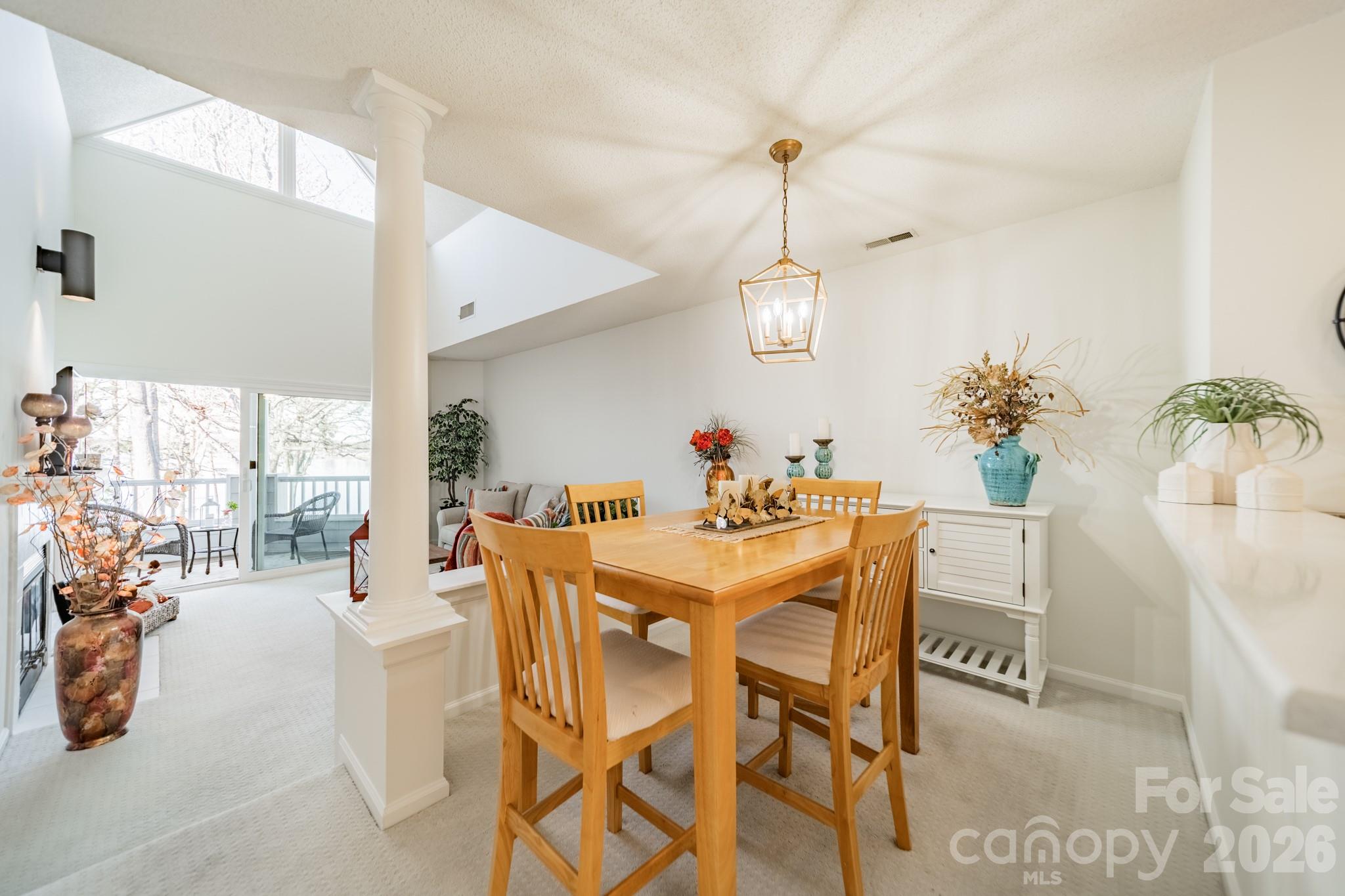 306 Northwest Drive
