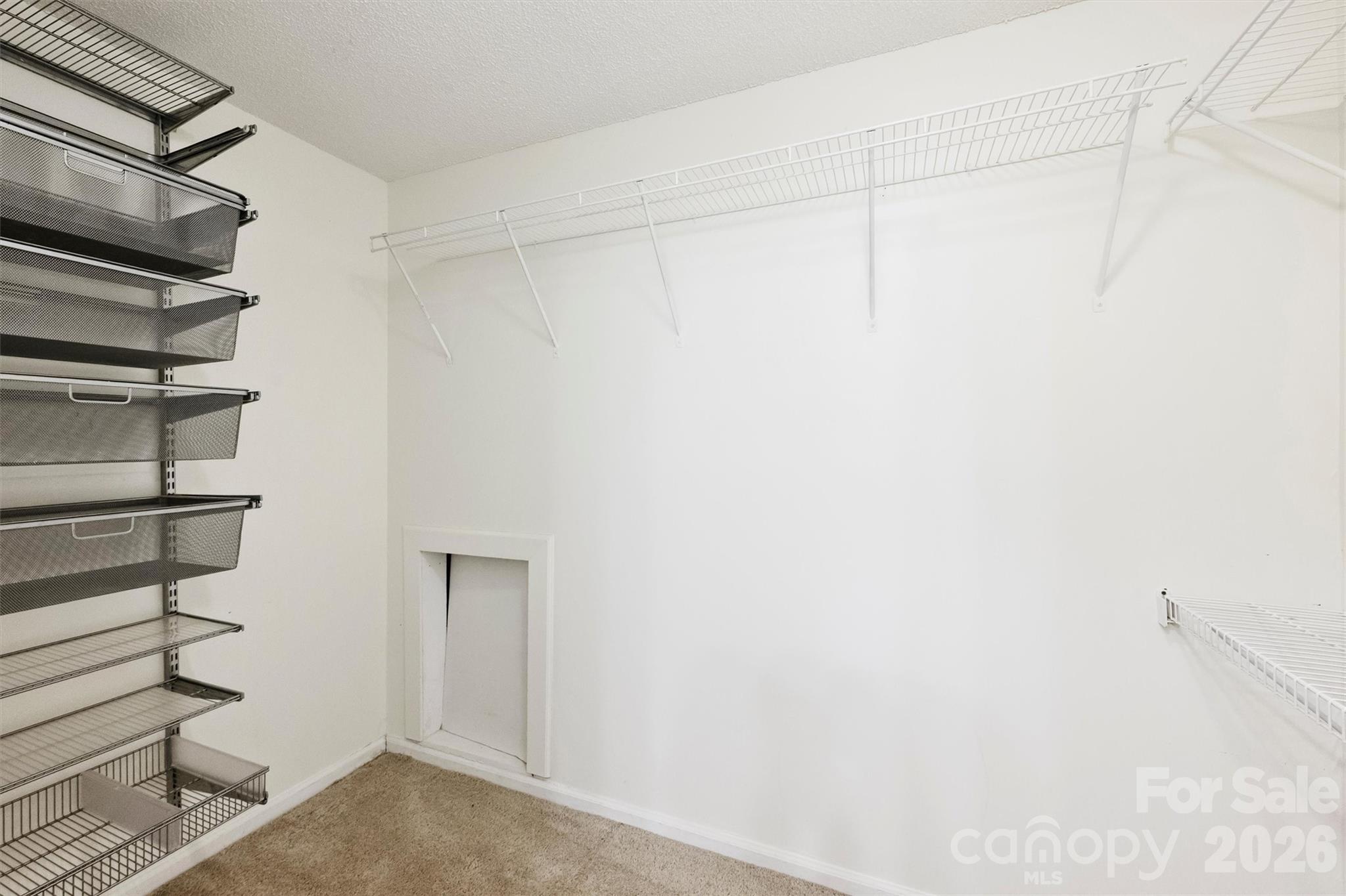 2715 Selwyn Avenue Unit: 43