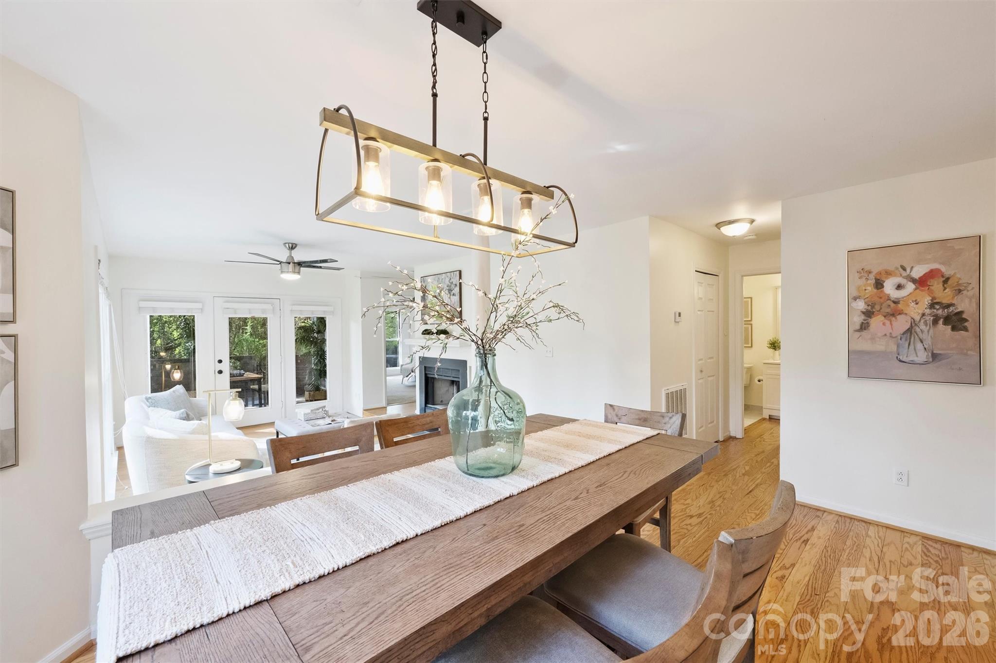 2715 Selwyn Avenue Unit: 43