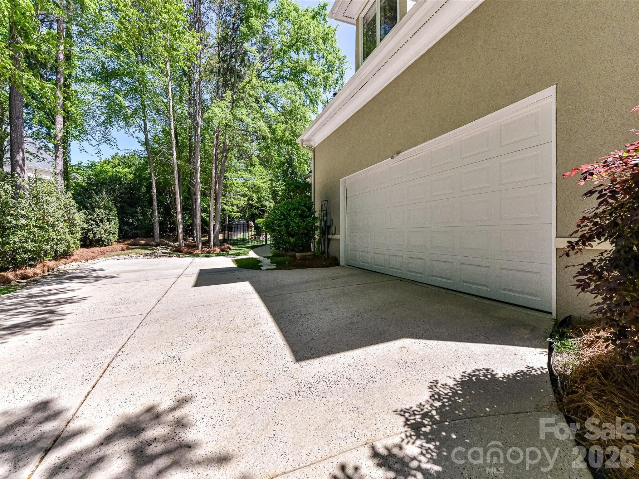 4112 Blaydes Court