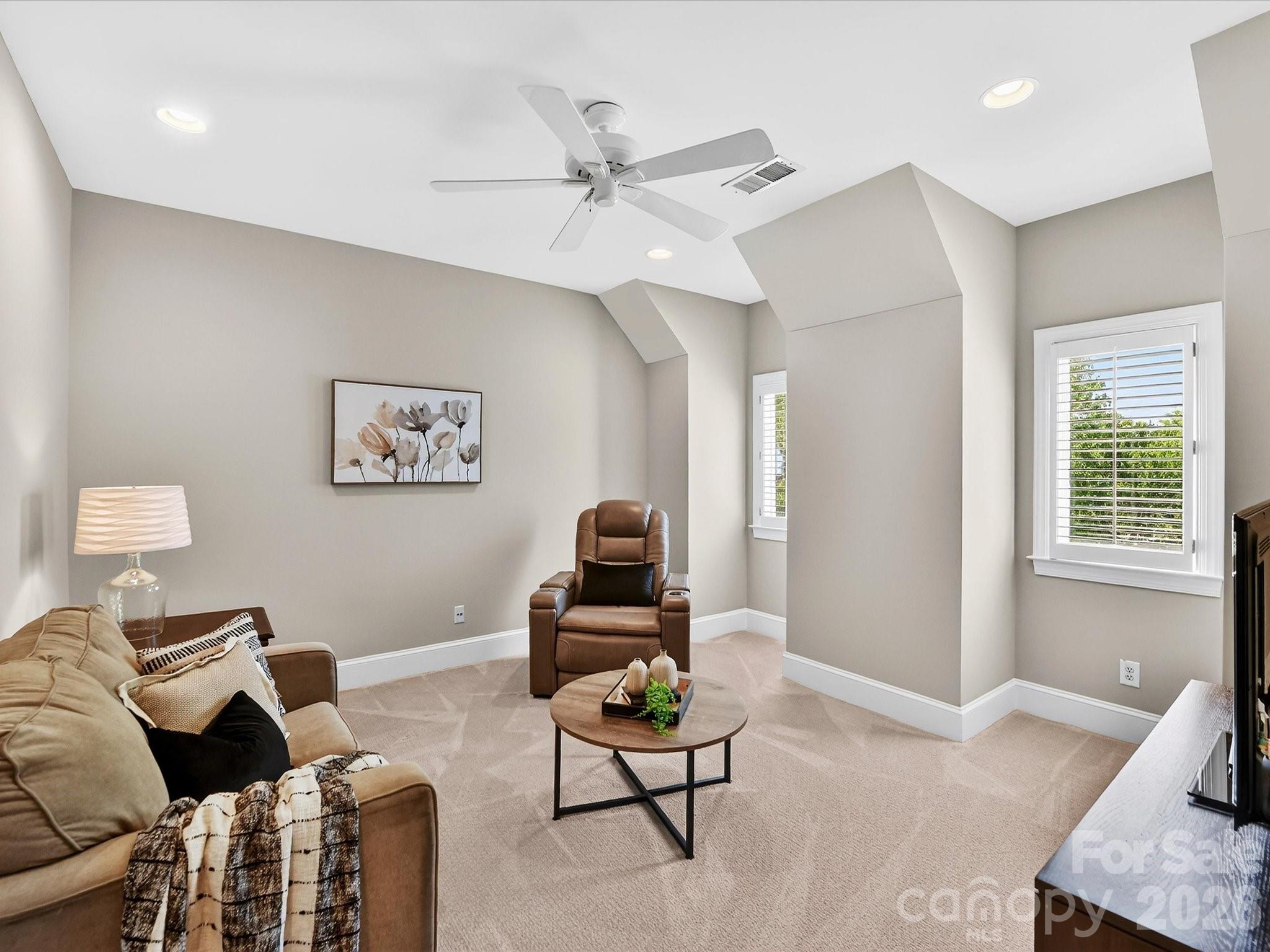 4112 Blaydes Court