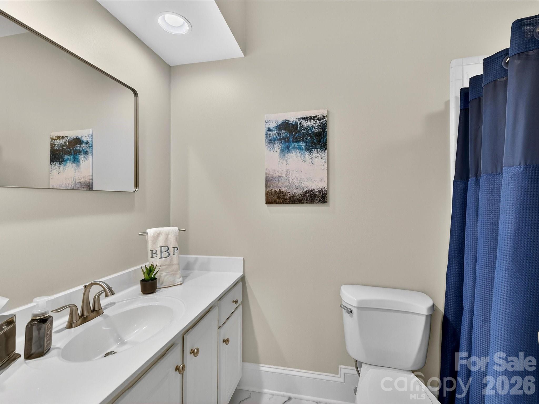 4112 Blaydes Court