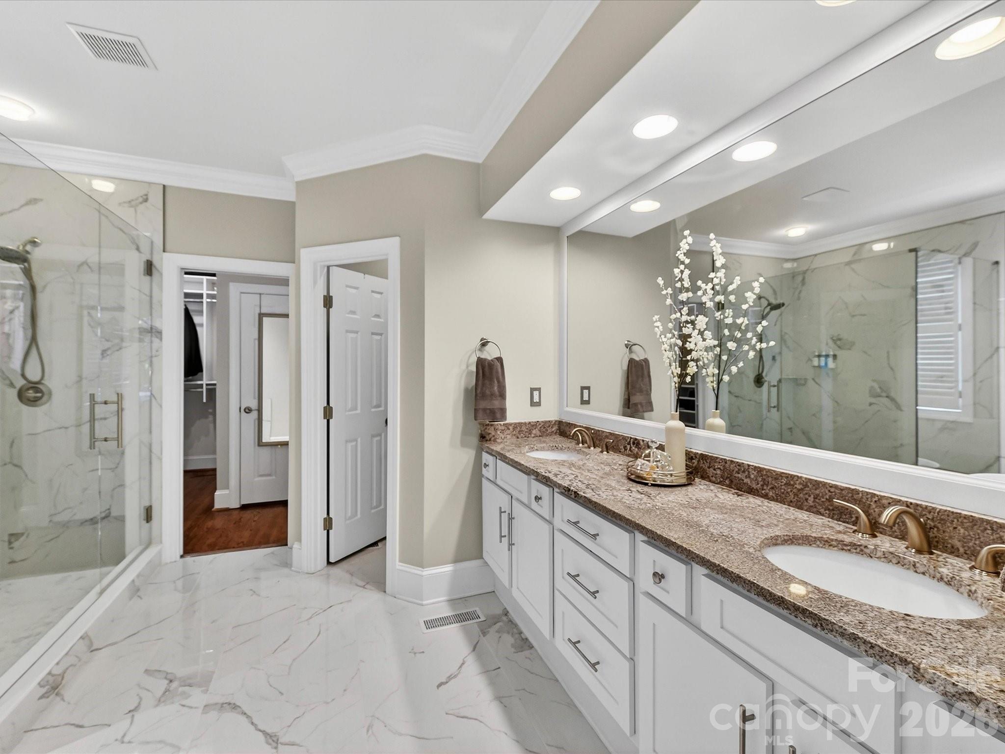 4112 Blaydes Court