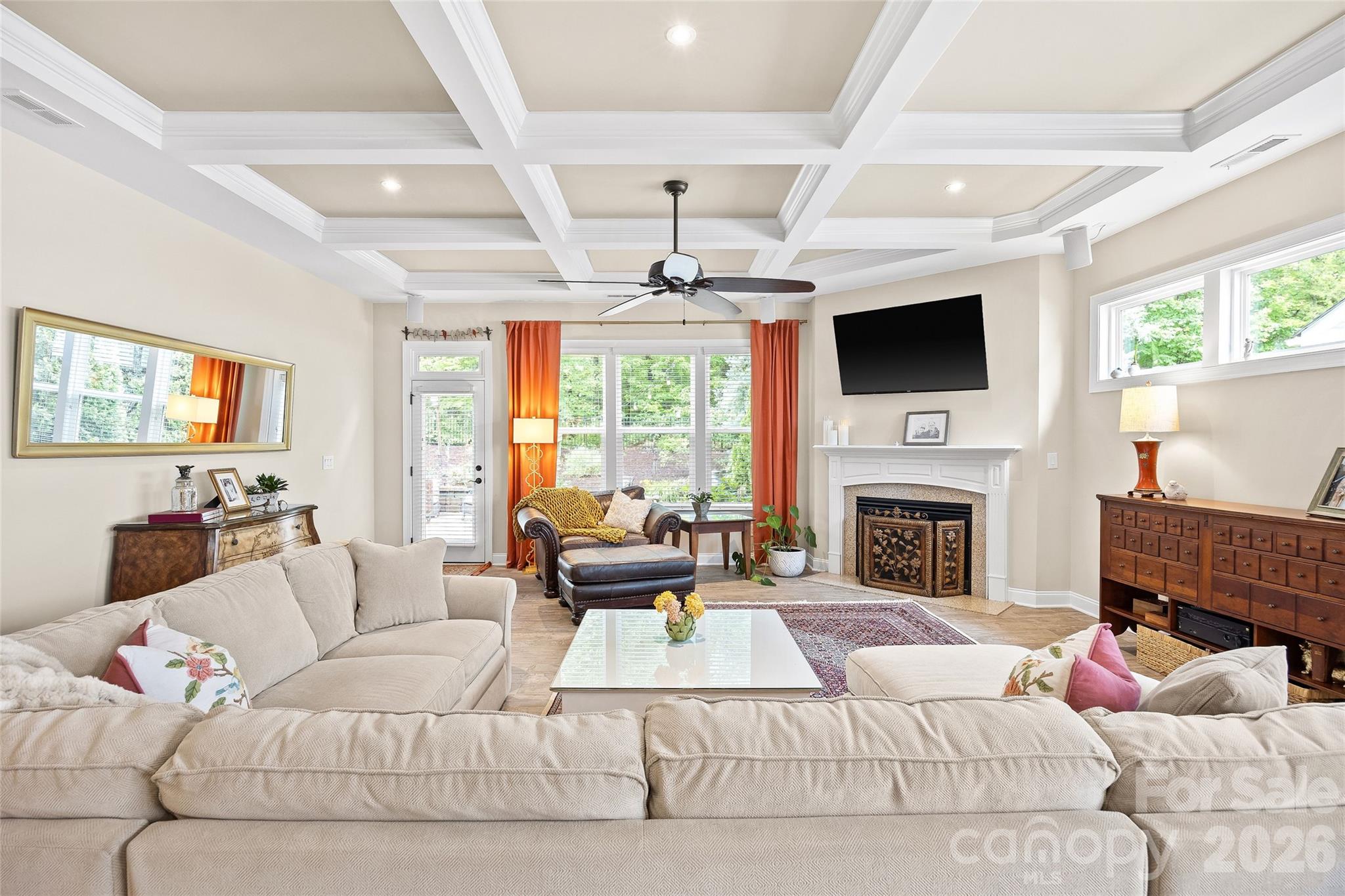 2519 Logan Caroline Lane