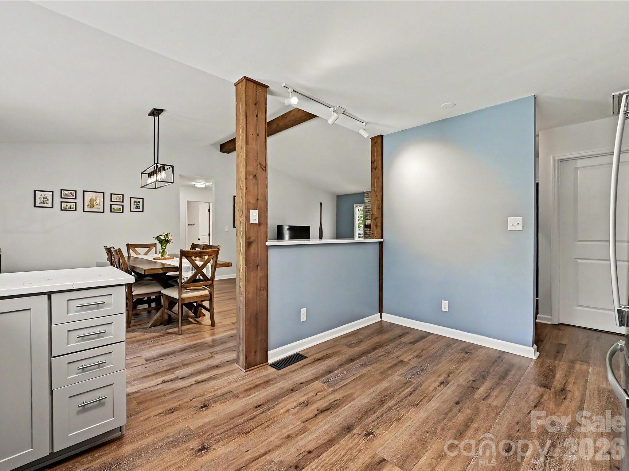 1130 Cameo Court