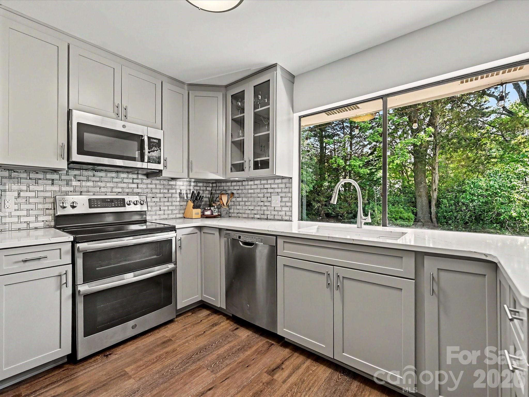 1130 Cameo Court