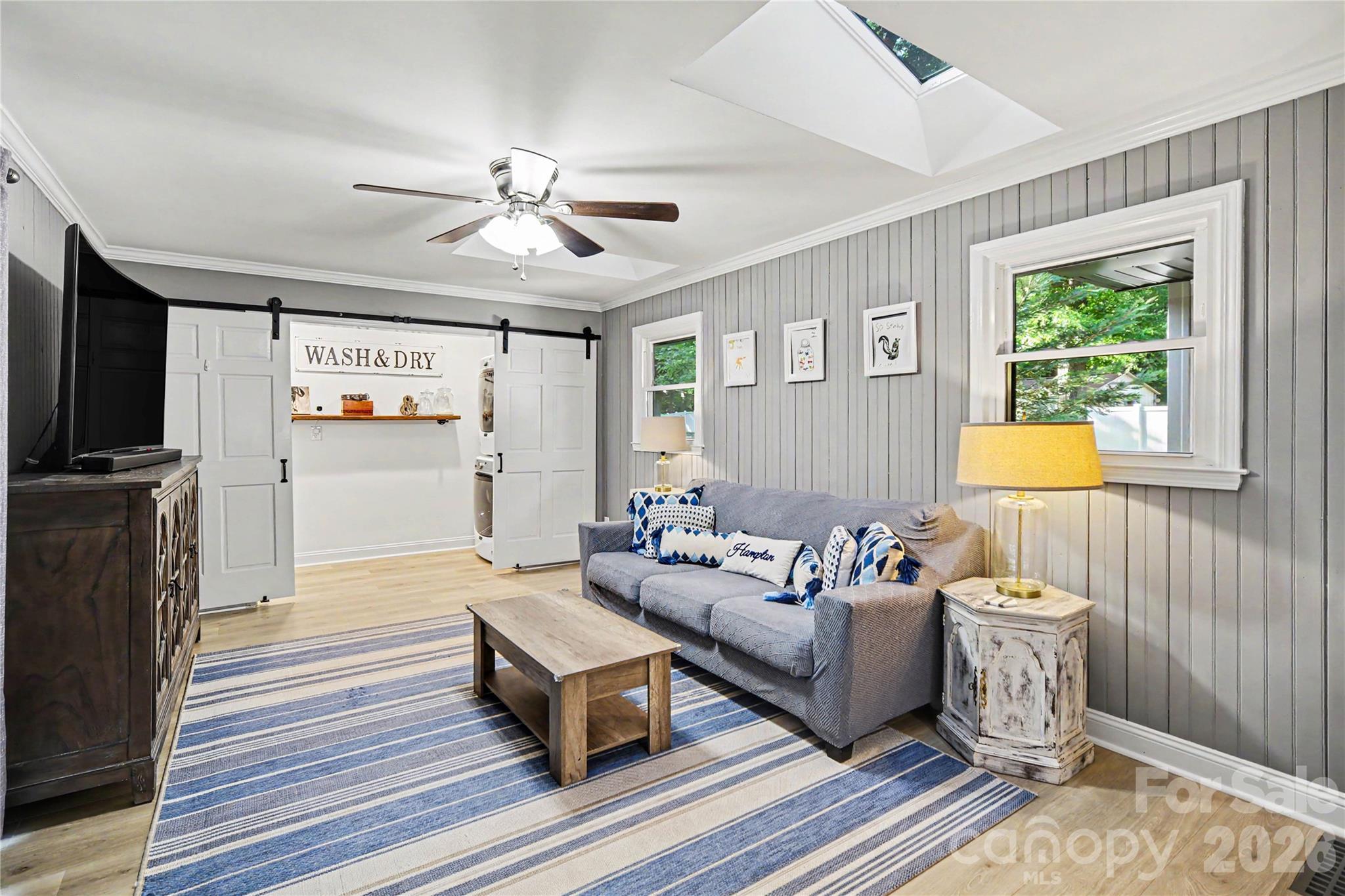 254 Lucky Drive NW