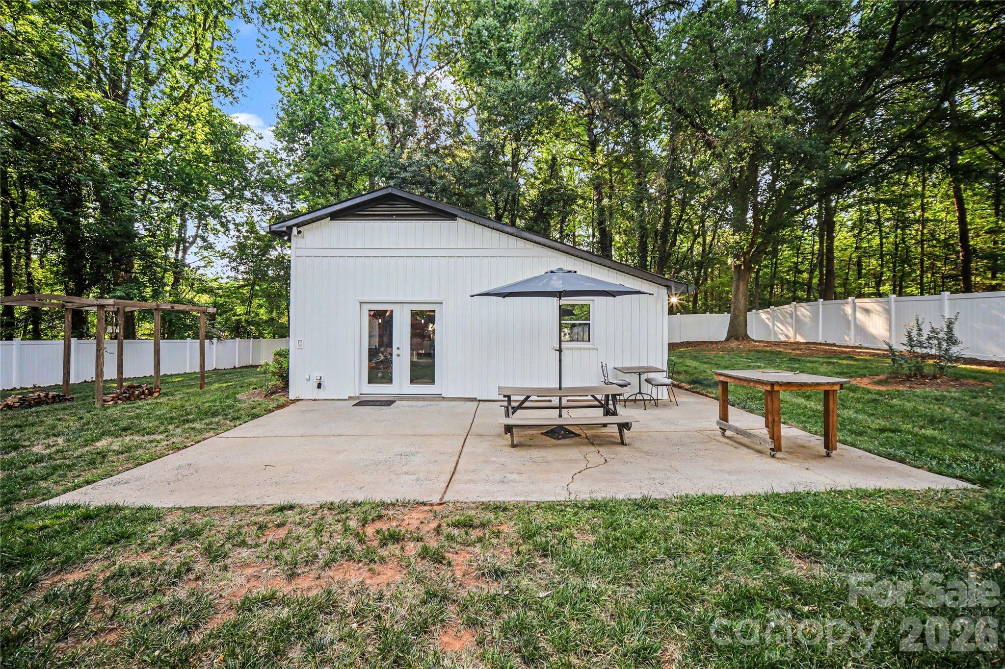 254 Lucky Drive NW