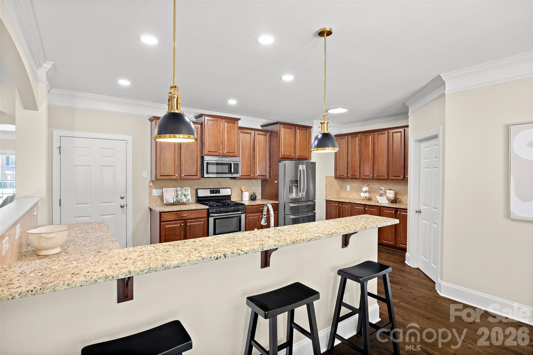 5104 Rhett Court