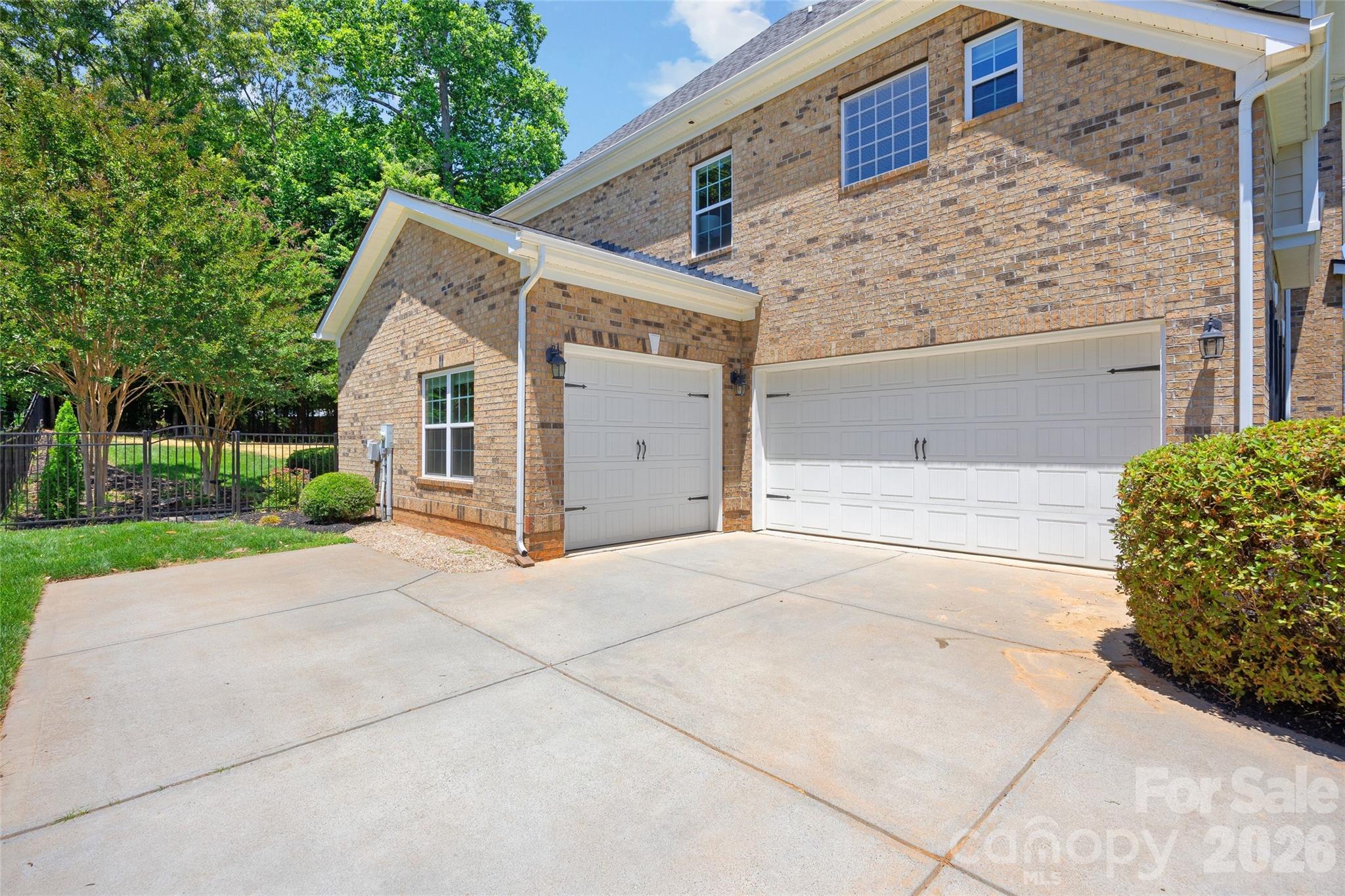 5104 Rhett Court