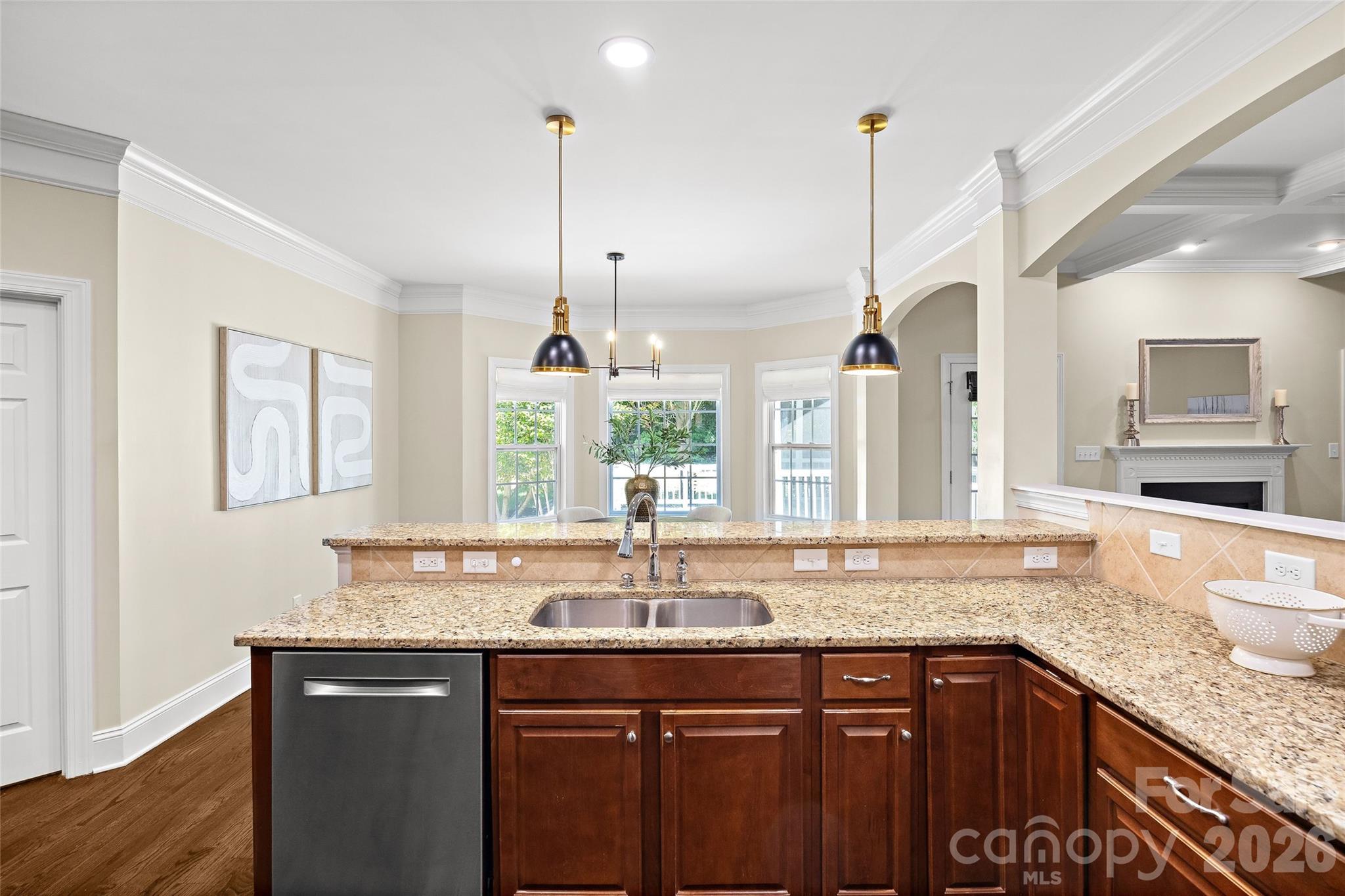 5104 Rhett Court