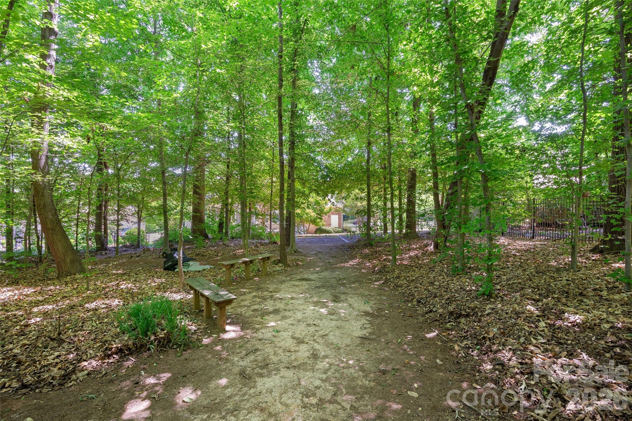 5104 Rhett Court