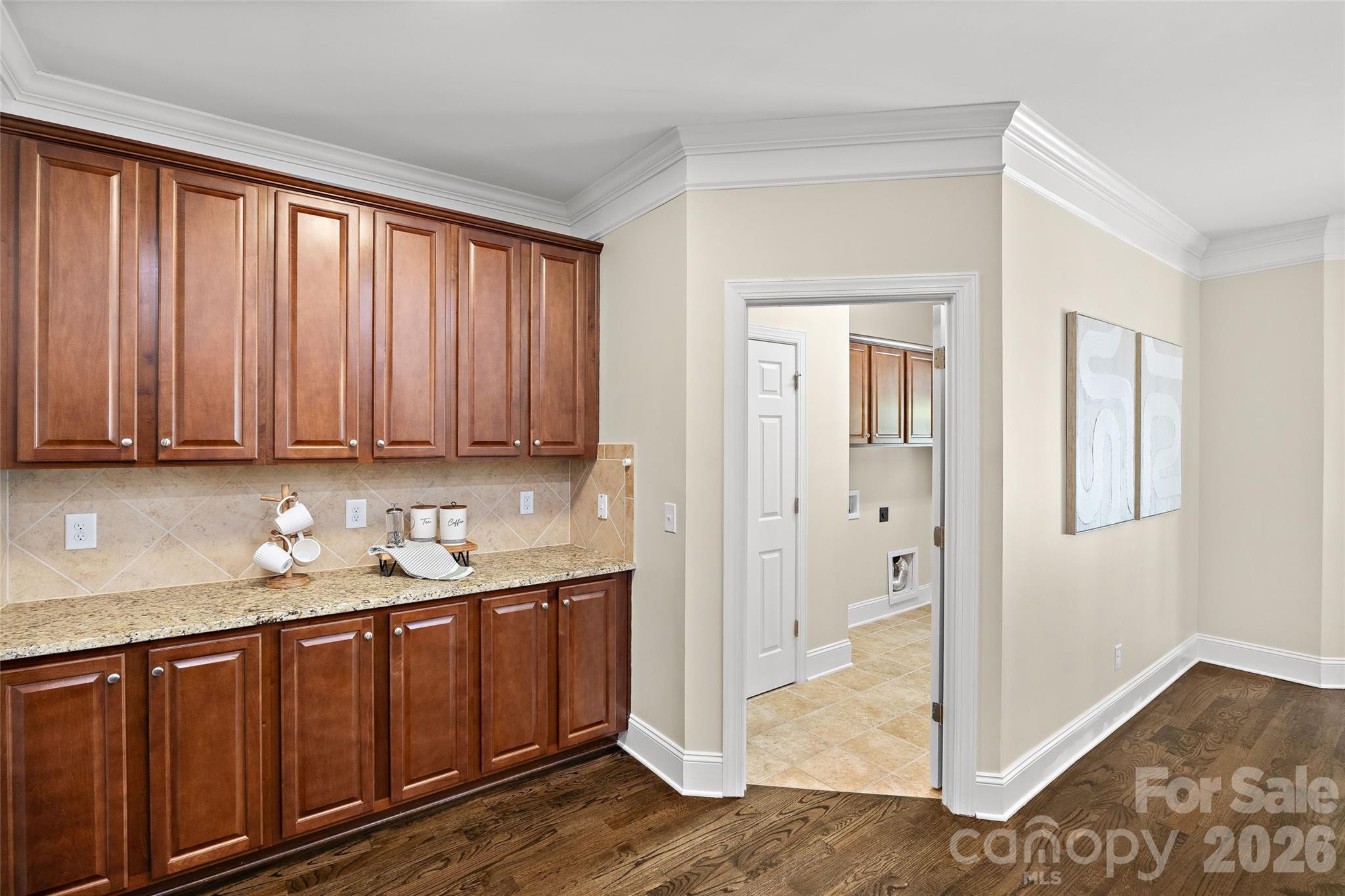 5104 Rhett Court