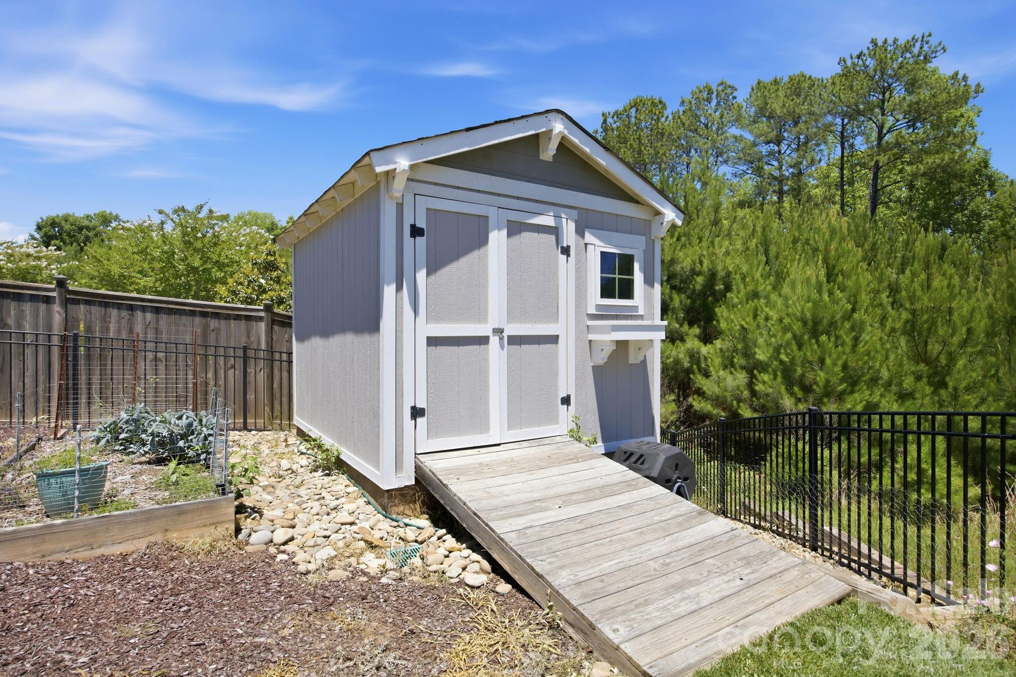 3026 Spinner Court