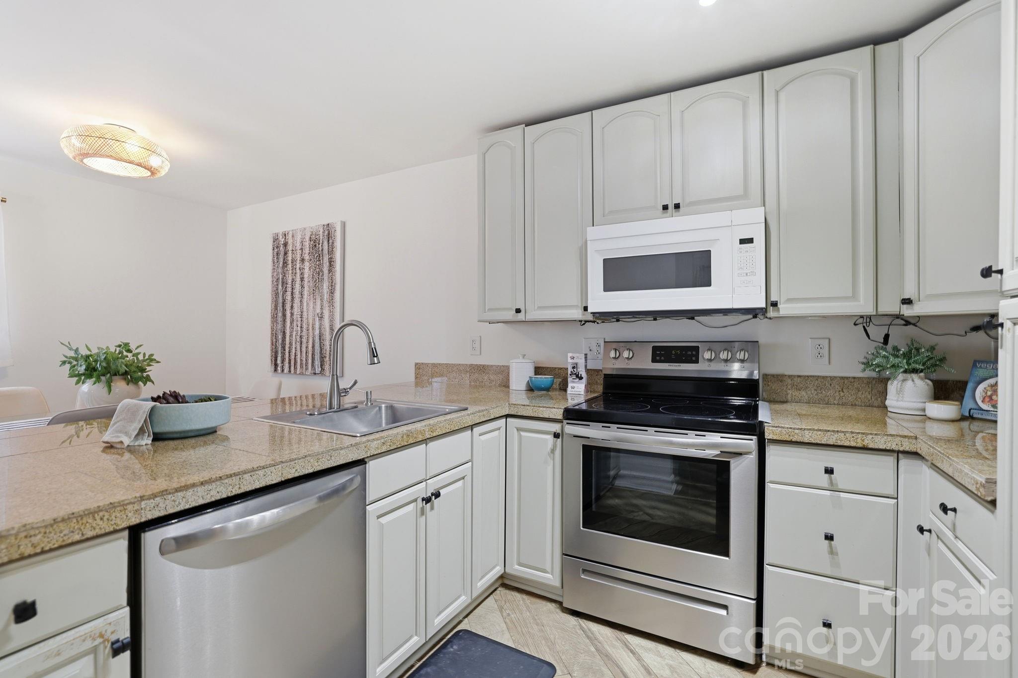 1616 Flynwood Drive Unit: F