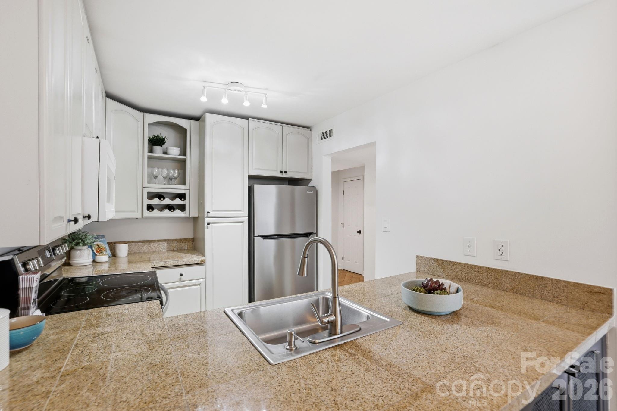 1616 Flynwood Drive Unit: F