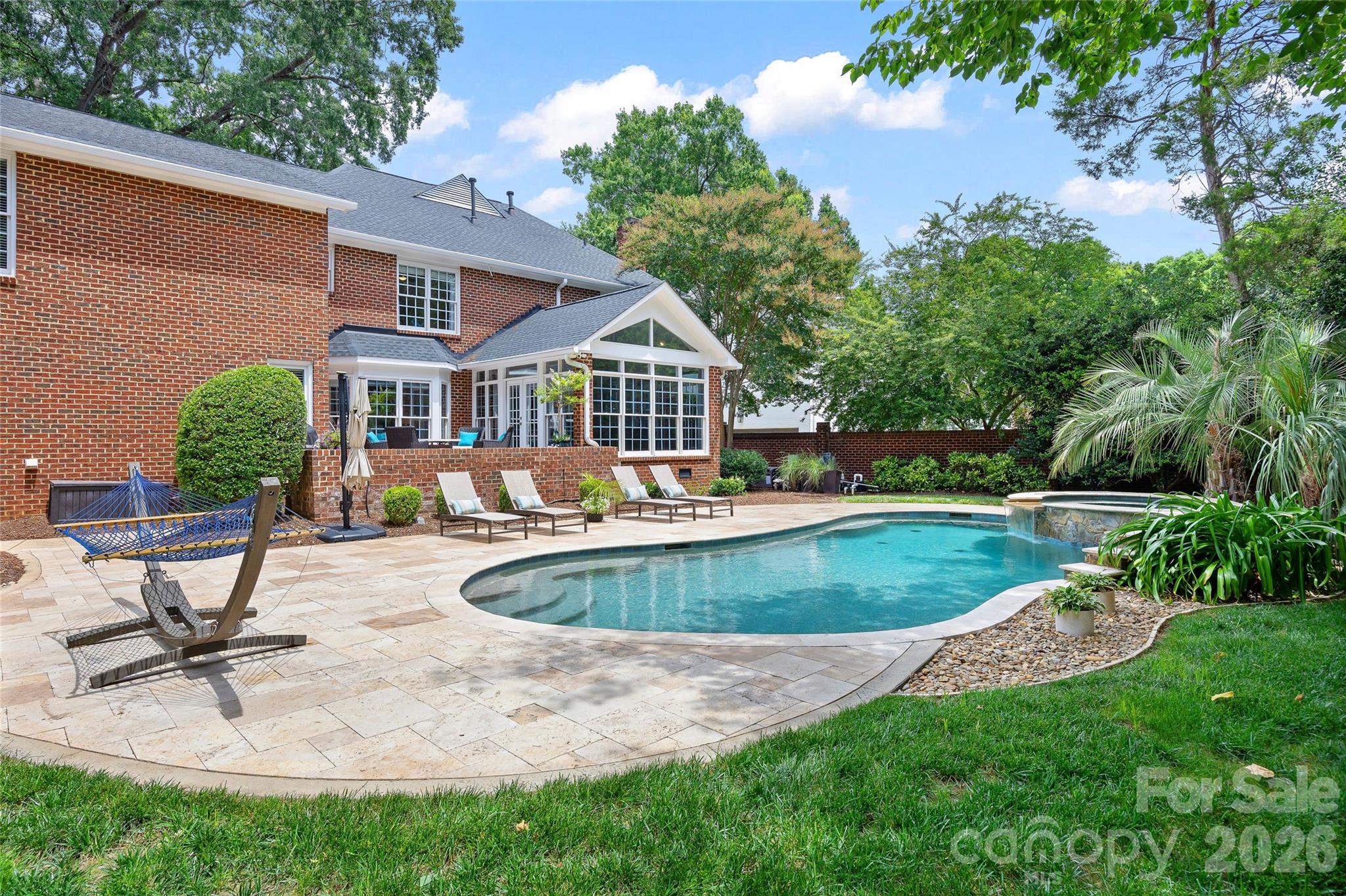 4533 Noras Path Road