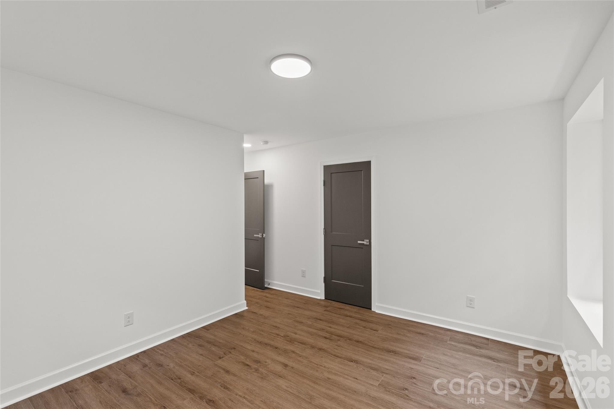 700 Tadlock Place