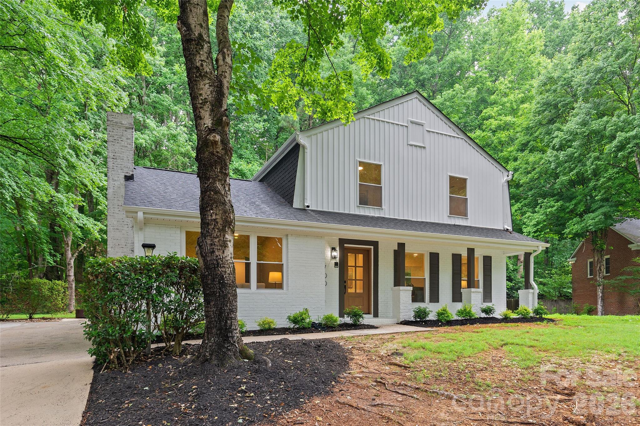 700 Tadlock Place