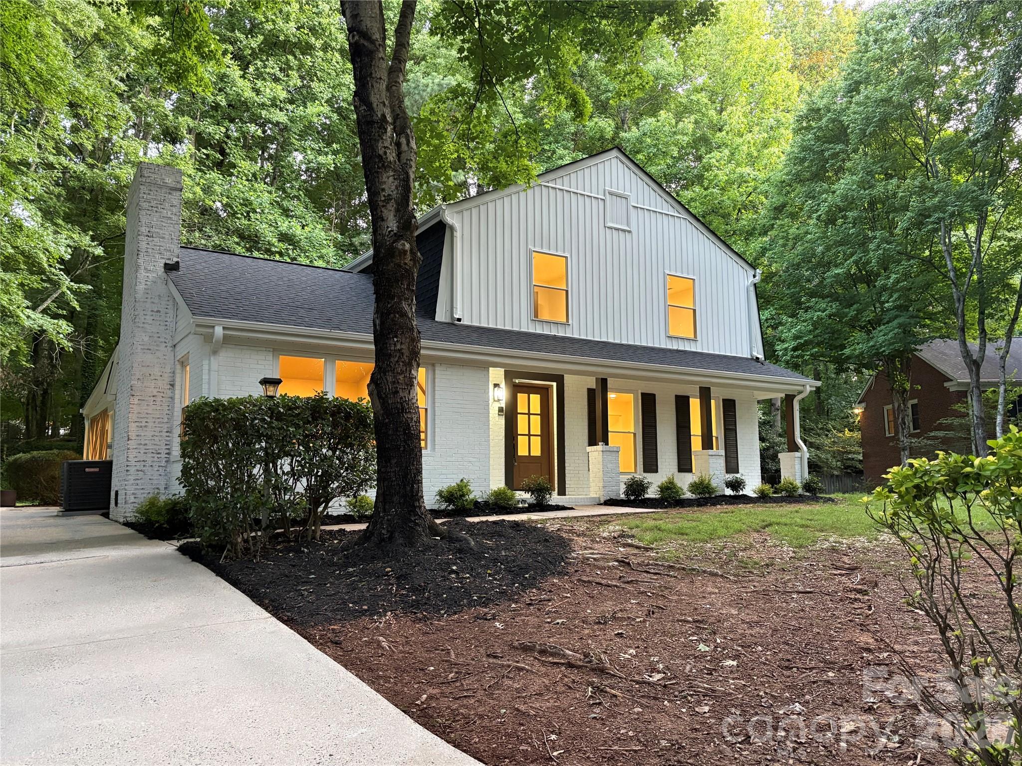 700 Tadlock Place