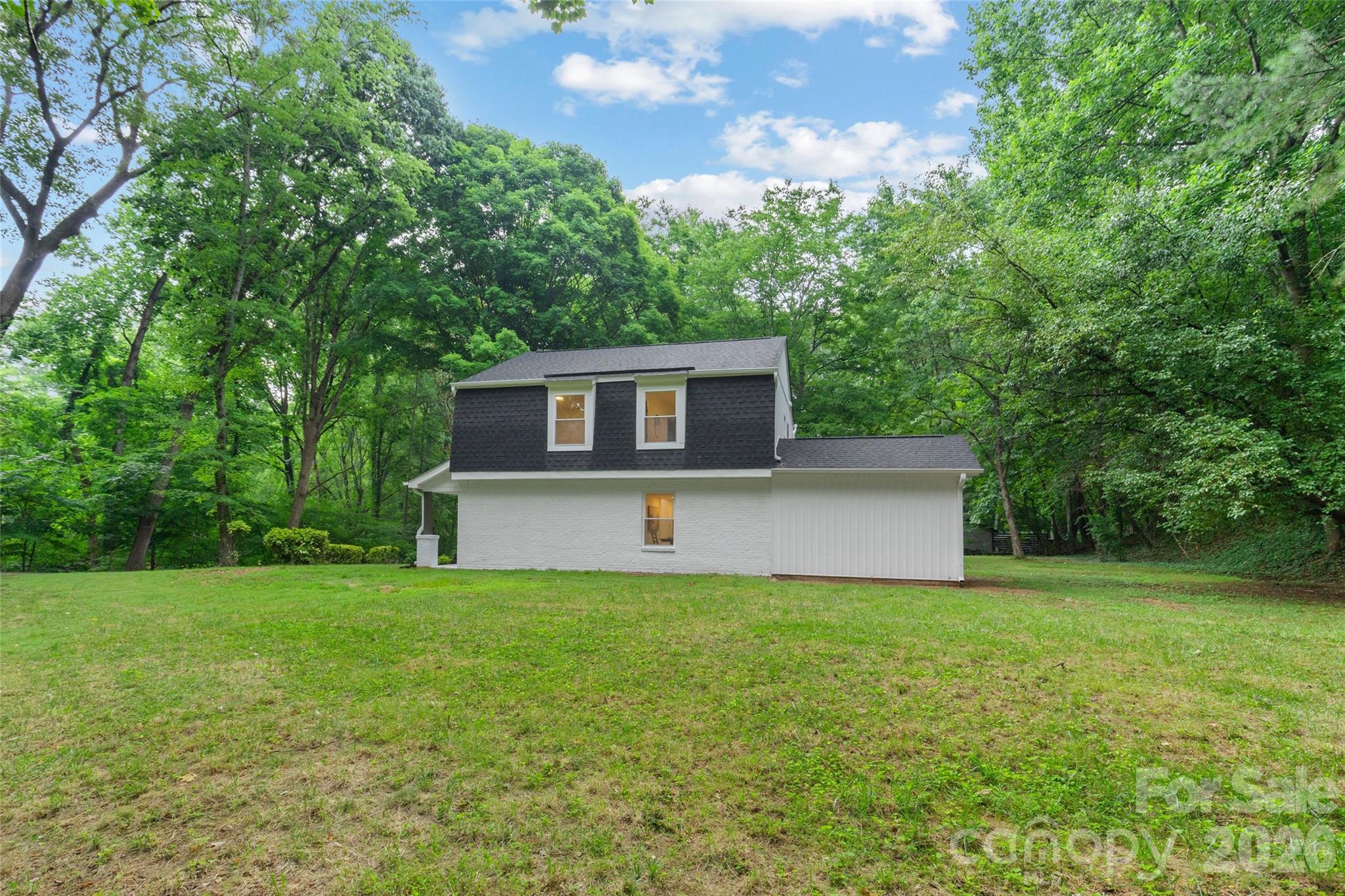 700 Tadlock Place