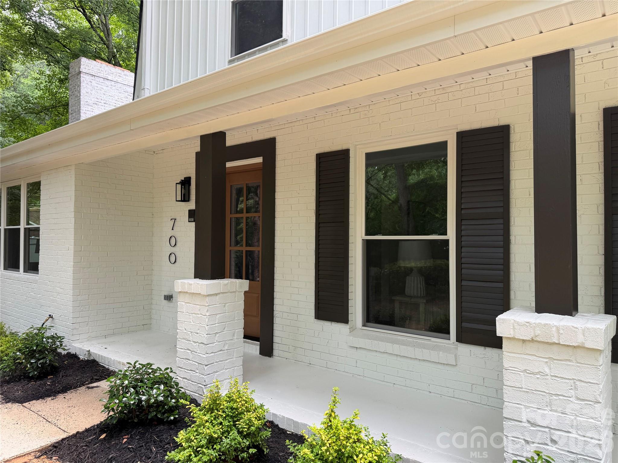700 Tadlock Place
