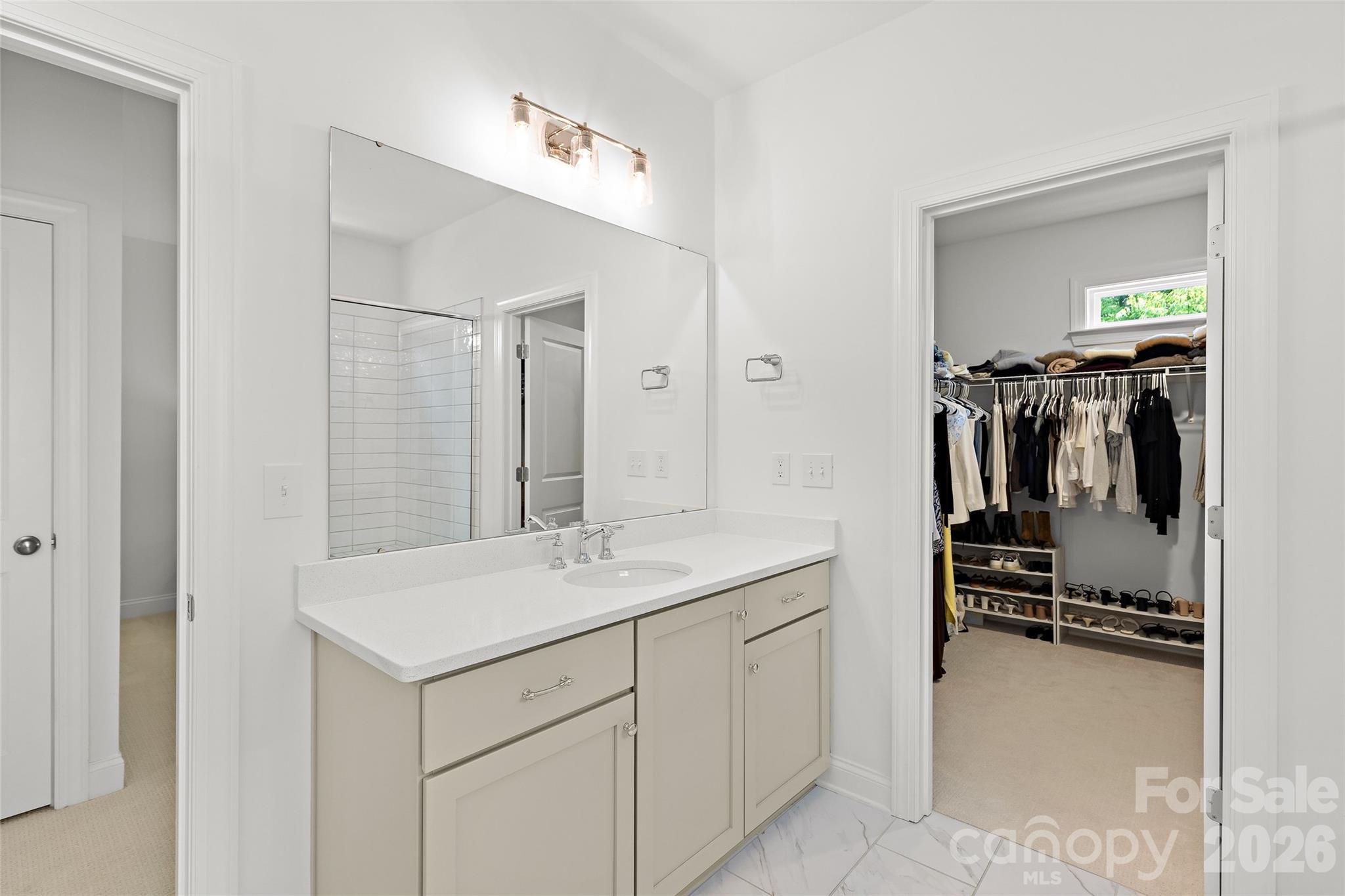6023 Corbin Woods Court