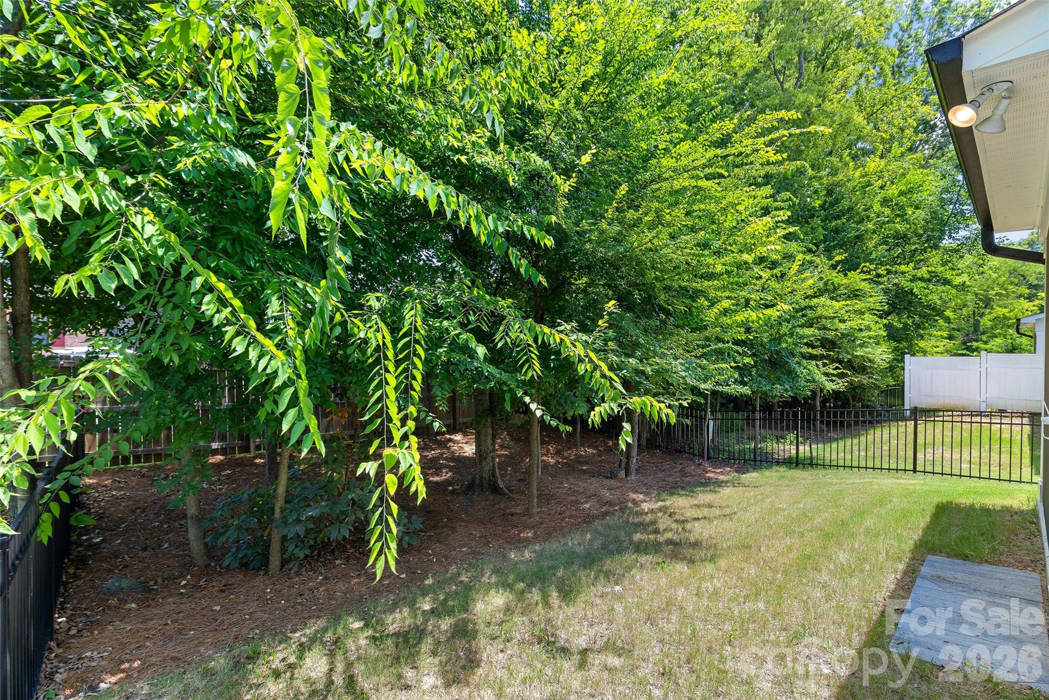 6023 Corbin Woods Court
