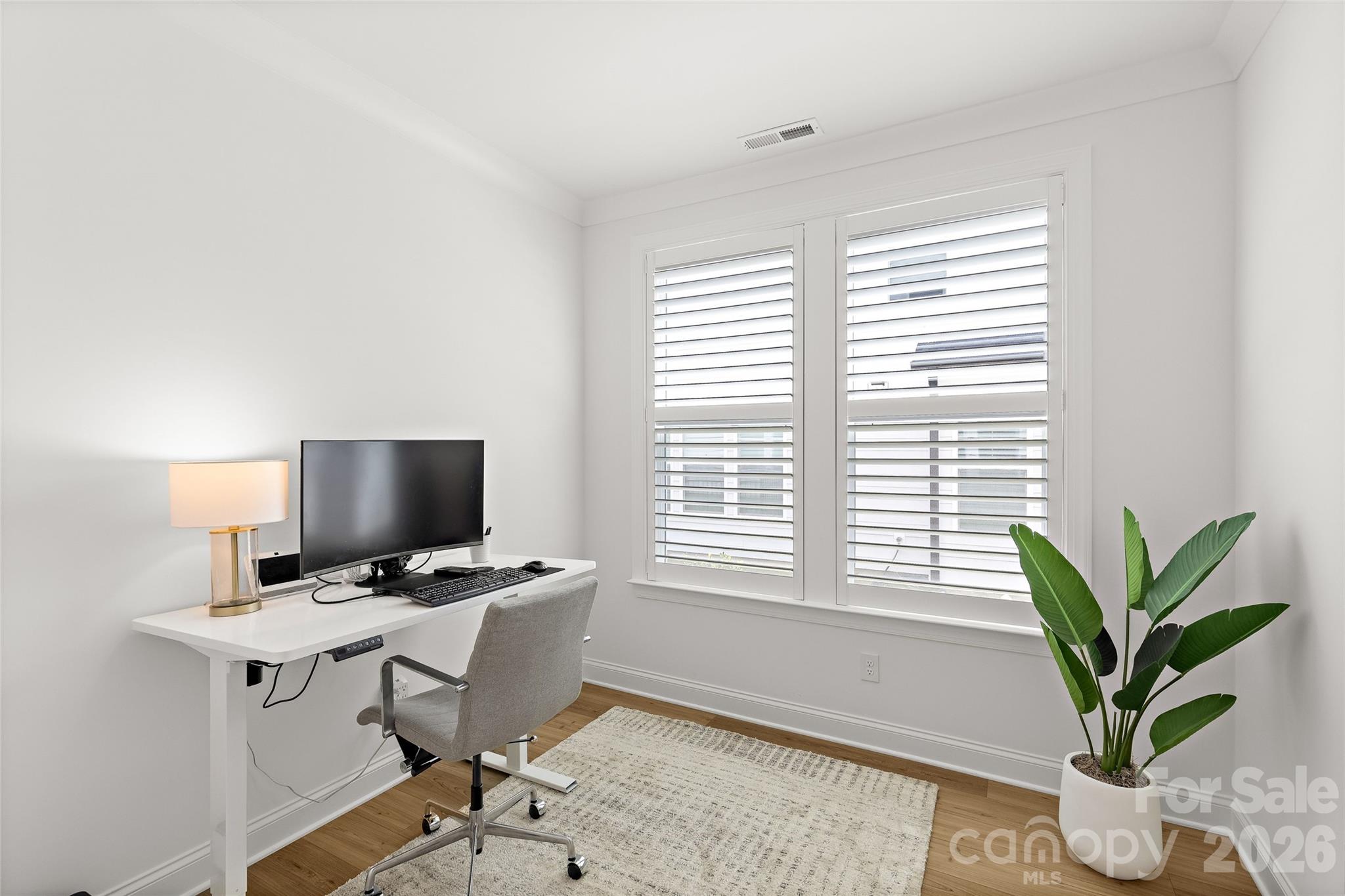 6023 Corbin Woods Court