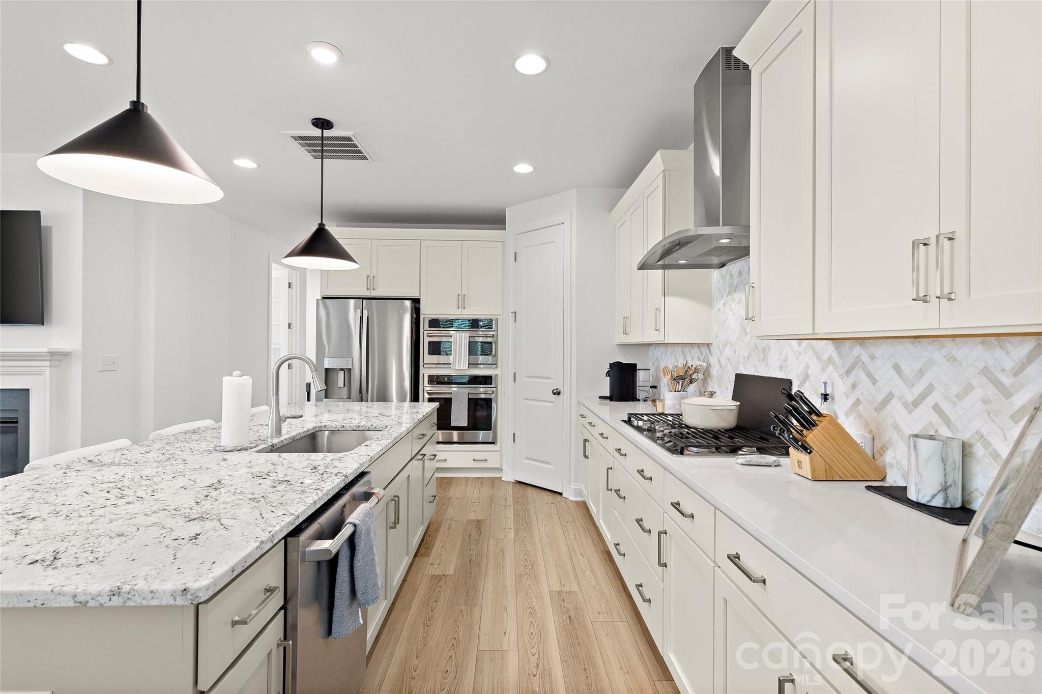 6023 Corbin Woods Court