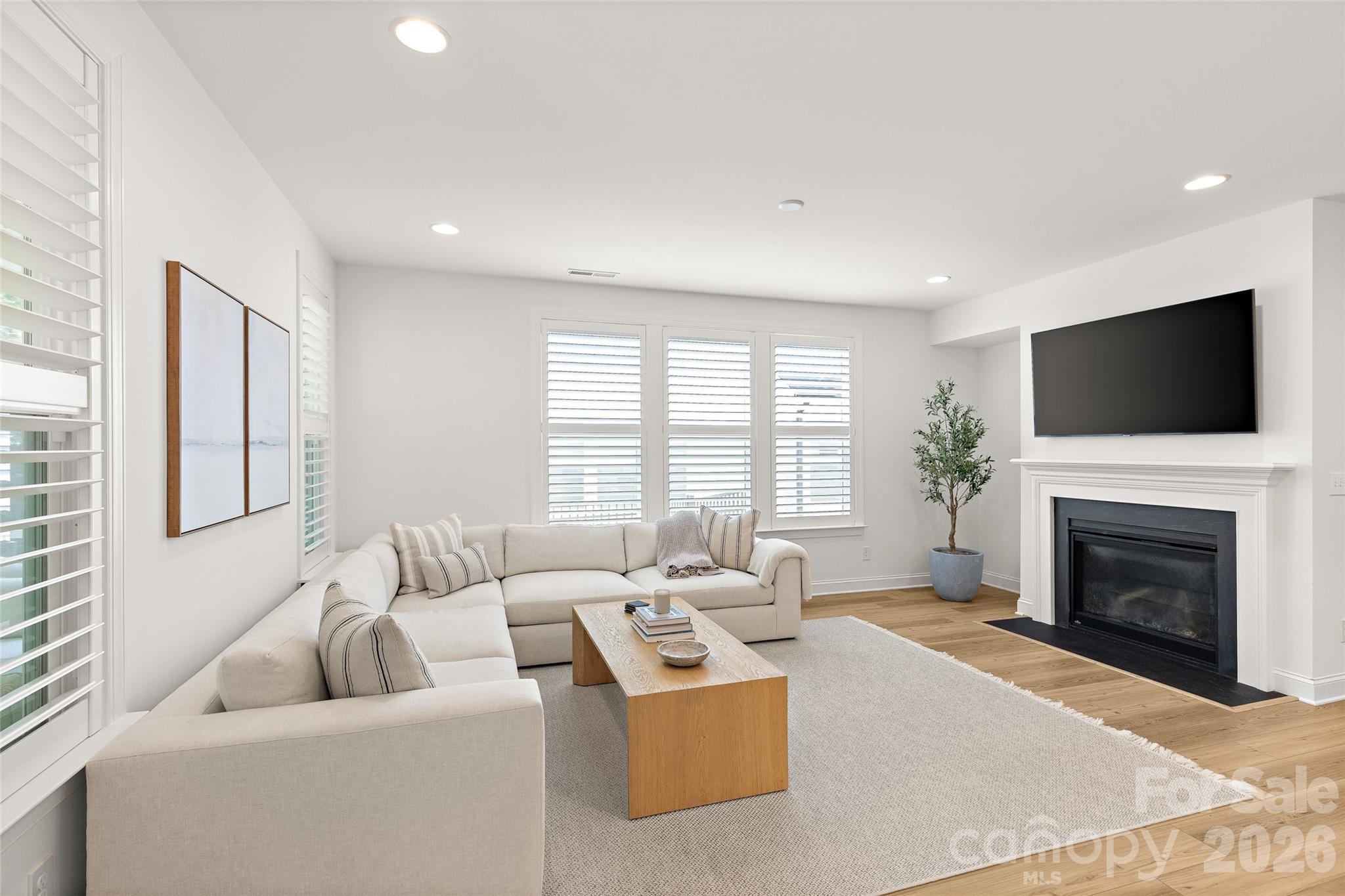 6023 Corbin Woods Court