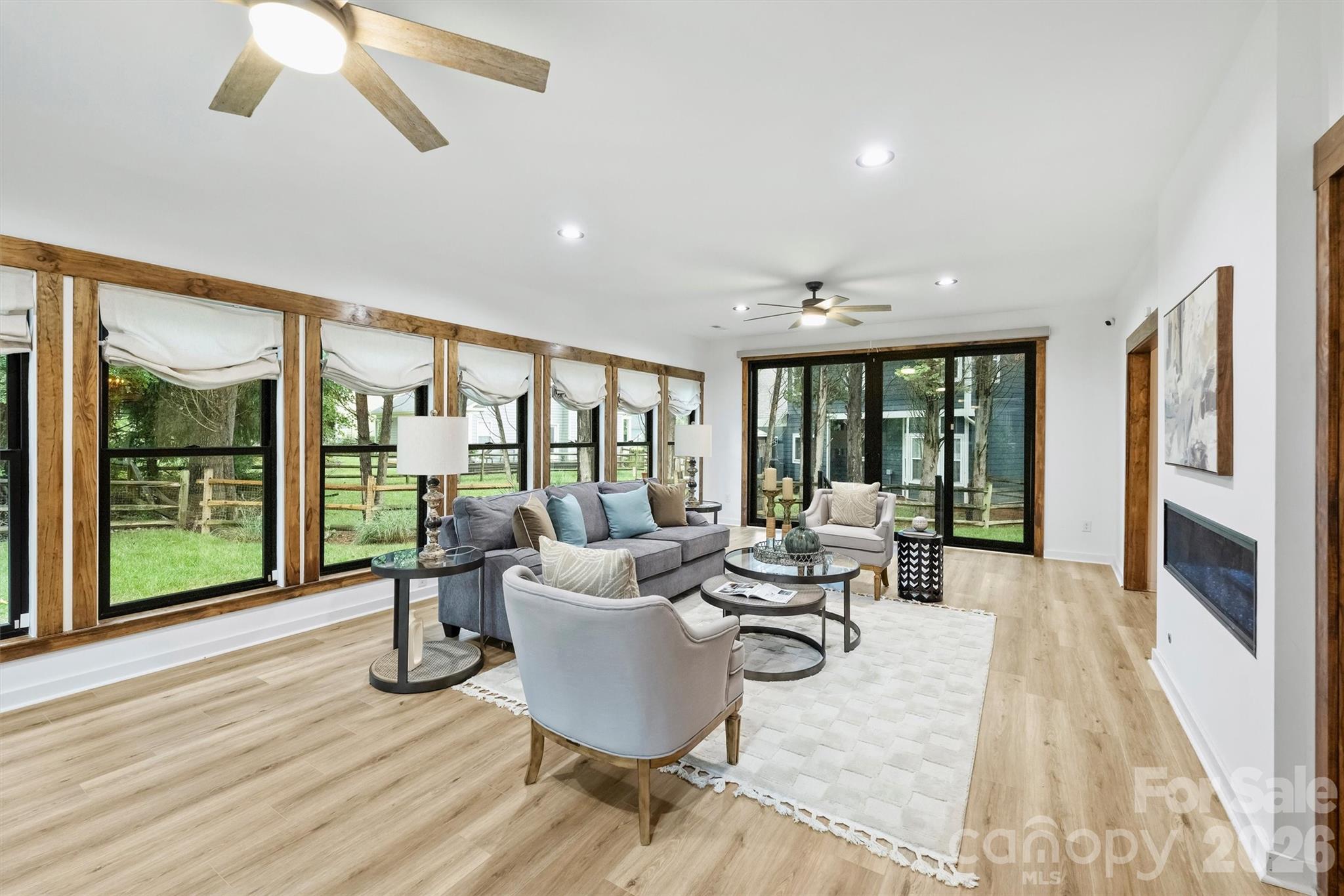 12328 Sparkling Way