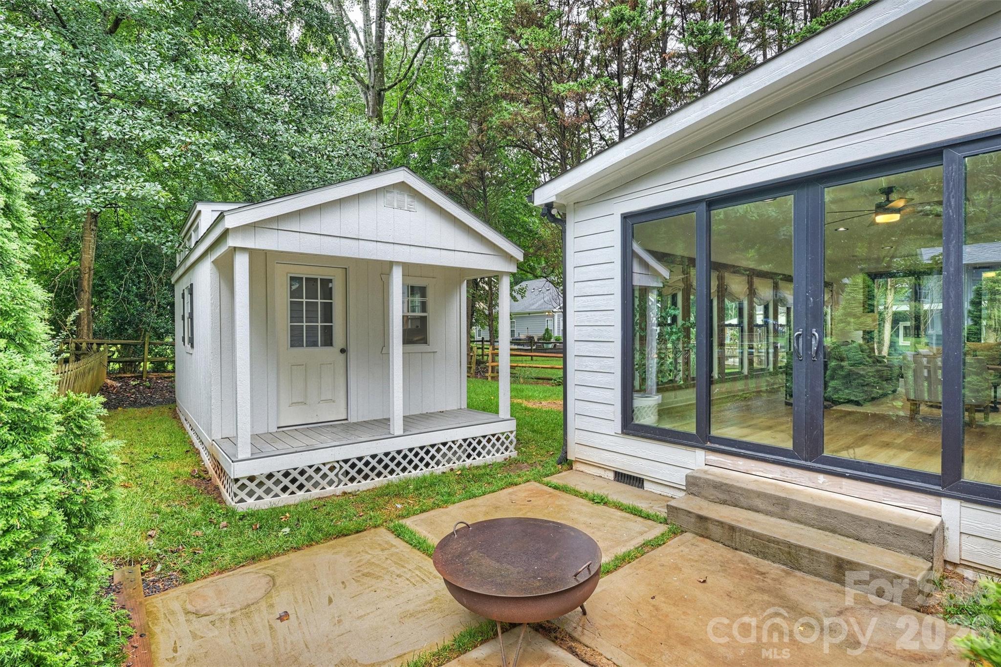12328 Sparkling Way