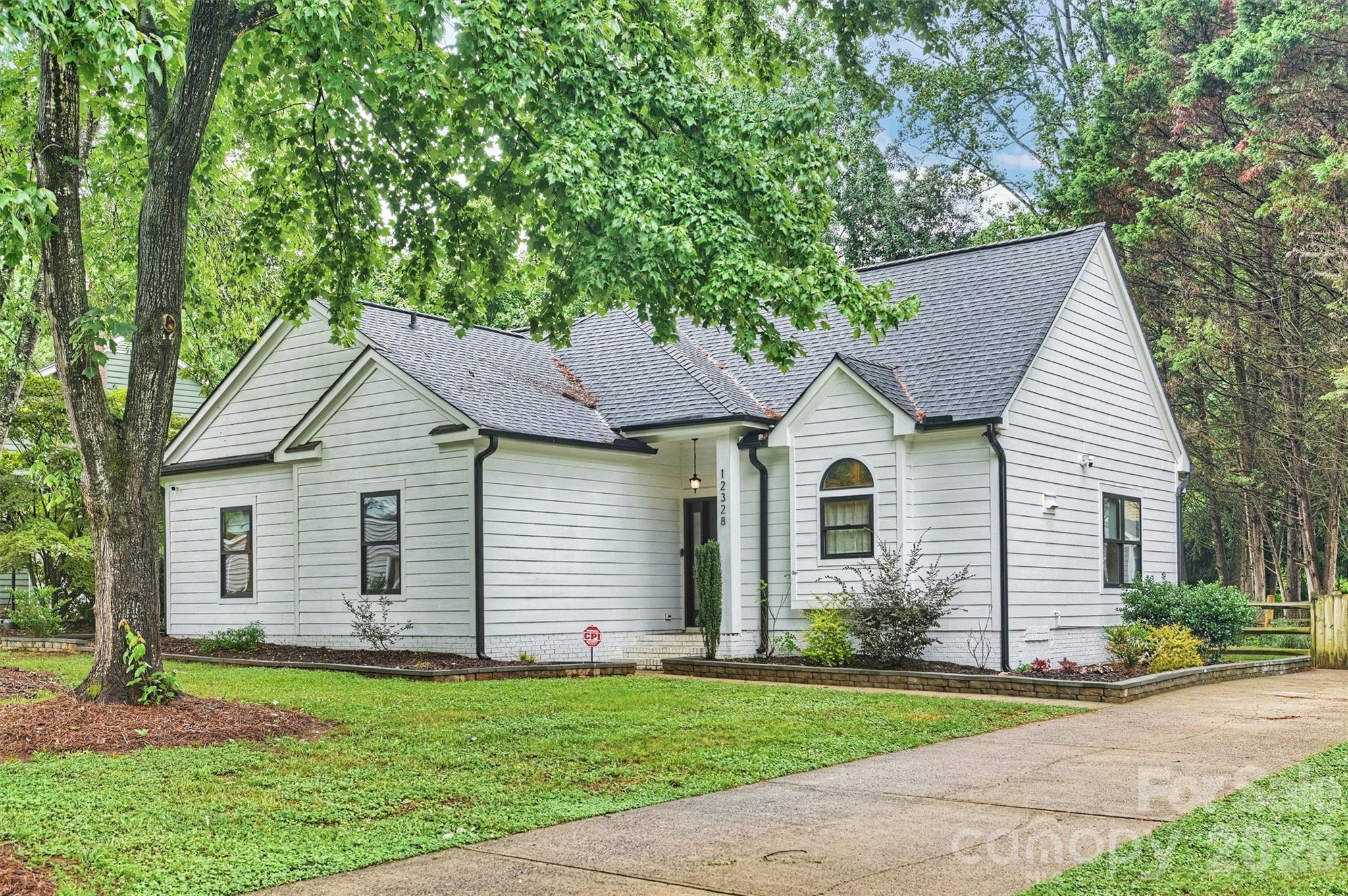 12328 Sparkling Way