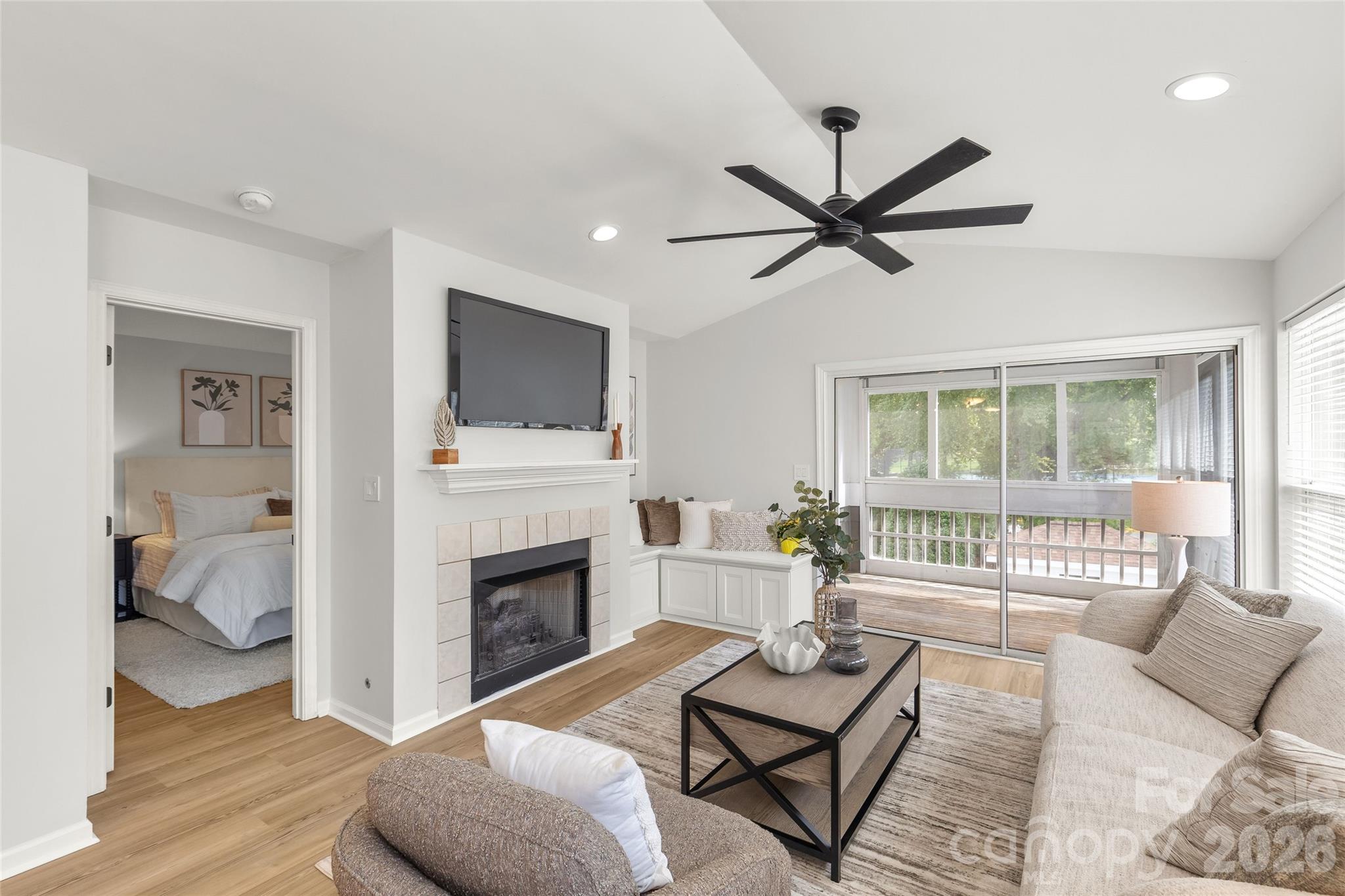 757 Southwest Drive Unit: 8