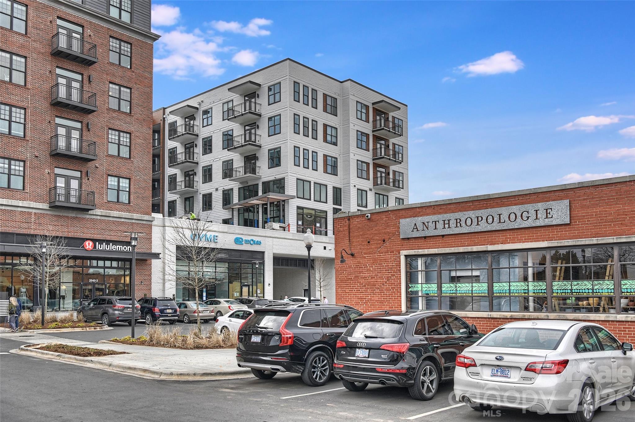 315 Arlington Avenue Unit: 504