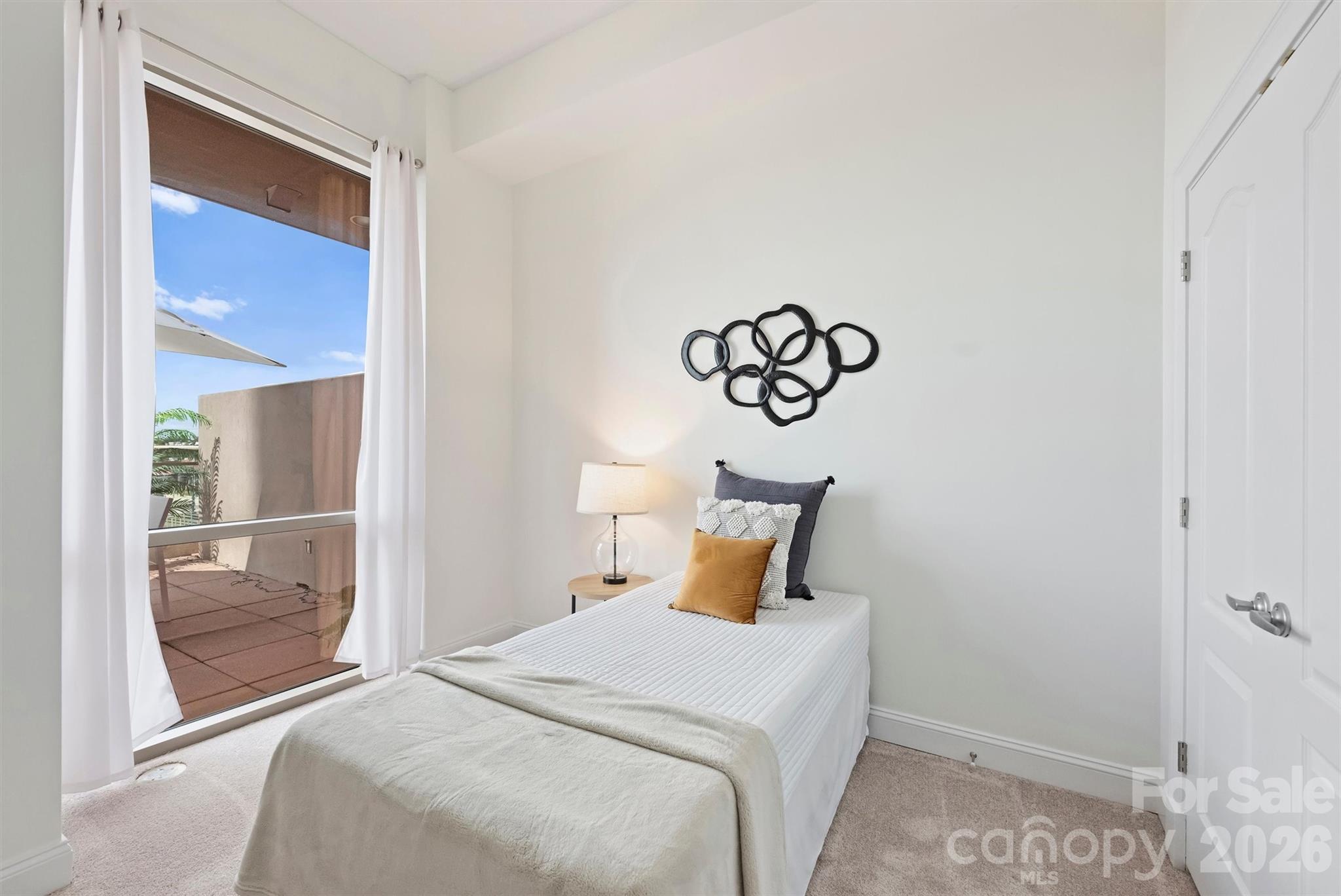 315 Arlington Avenue Unit: 504