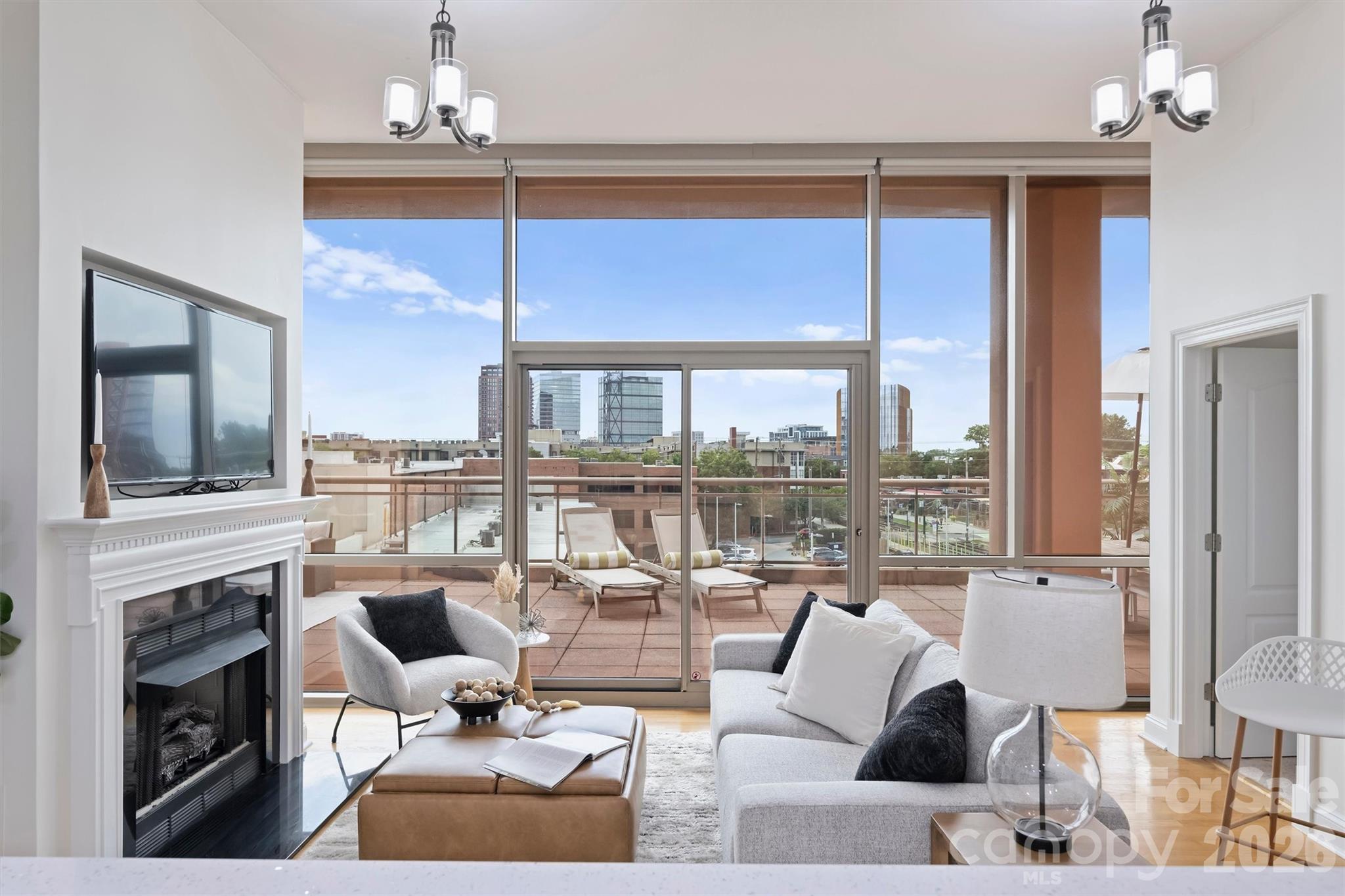 315 Arlington Avenue Unit: 504